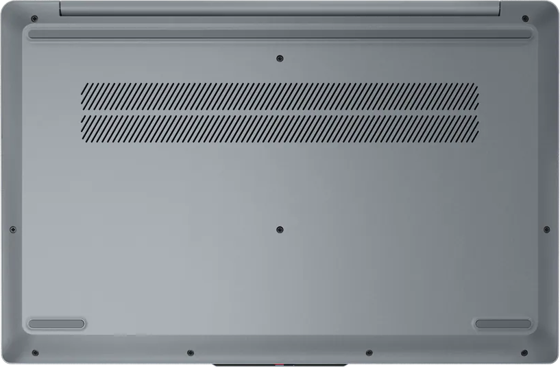Egy szürke laptop alulnézete szellőzőnyílásokkal, gumitalpakkal és látható csavarokkal.