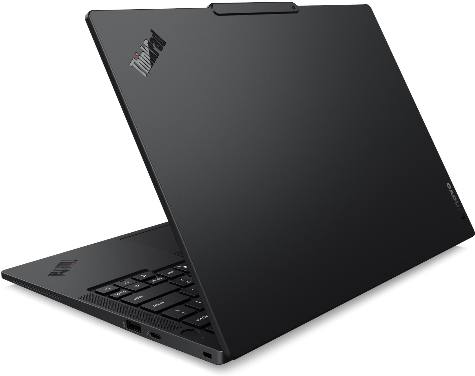 Egy fekete ThinkPad laptop hátulnézetben, billentyűzettel és logós fedéllel.