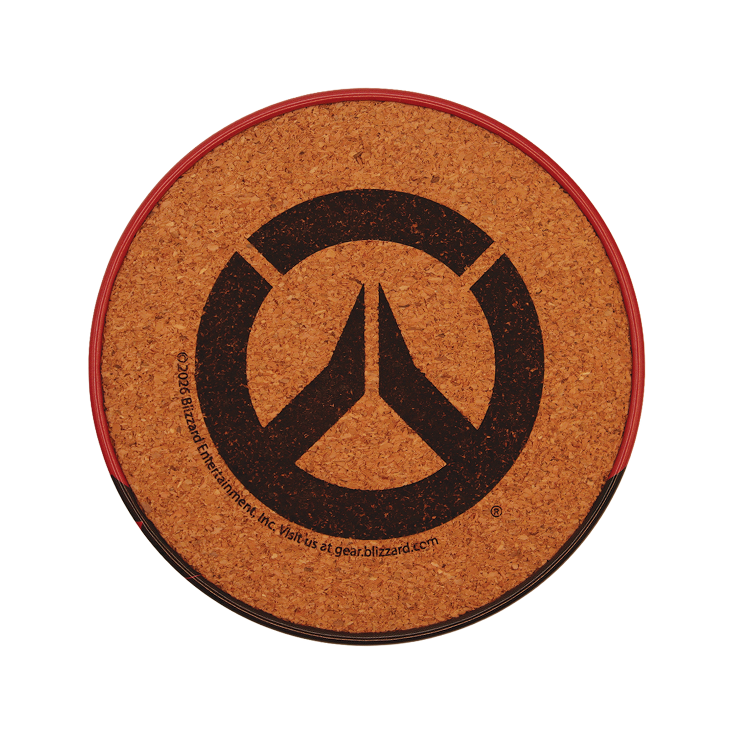 Un posavasos de corcho redondo con borde rojo y el logotipo negro de Overwatch en el centro sobre fondo negro.