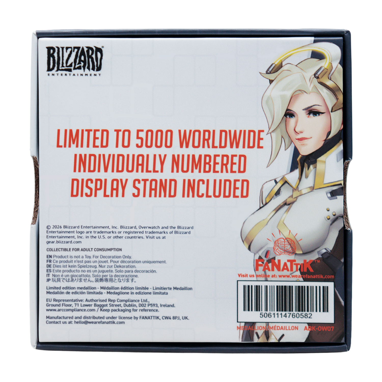 Parte trasera de una caja de coleccionista de Blizzard Overwatch con Mercy, texto y código de barras.