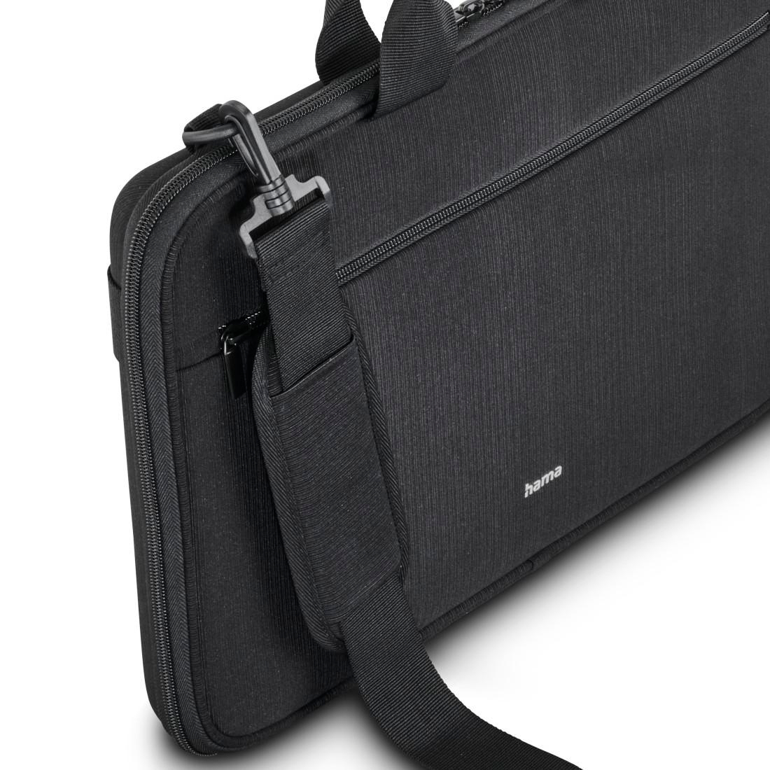 Schwarze Laptoptasche mit Hama-Logo, Schultergurt und Reißverschlüssen auf weißem Hintergrund.