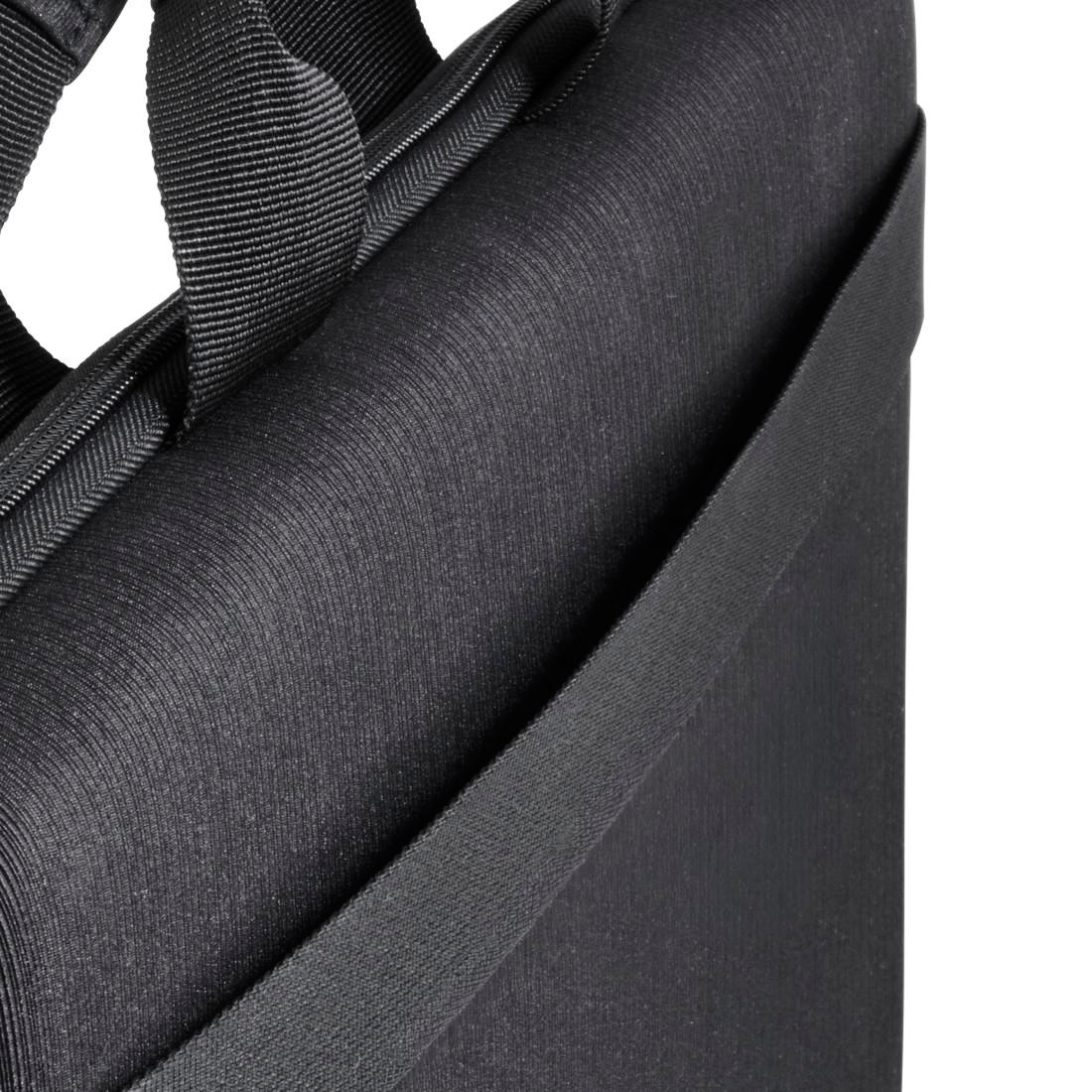 Nahaufnahme einer schwarzen Laptoptasche mit Tragegriffen und seitlicher Tasche.