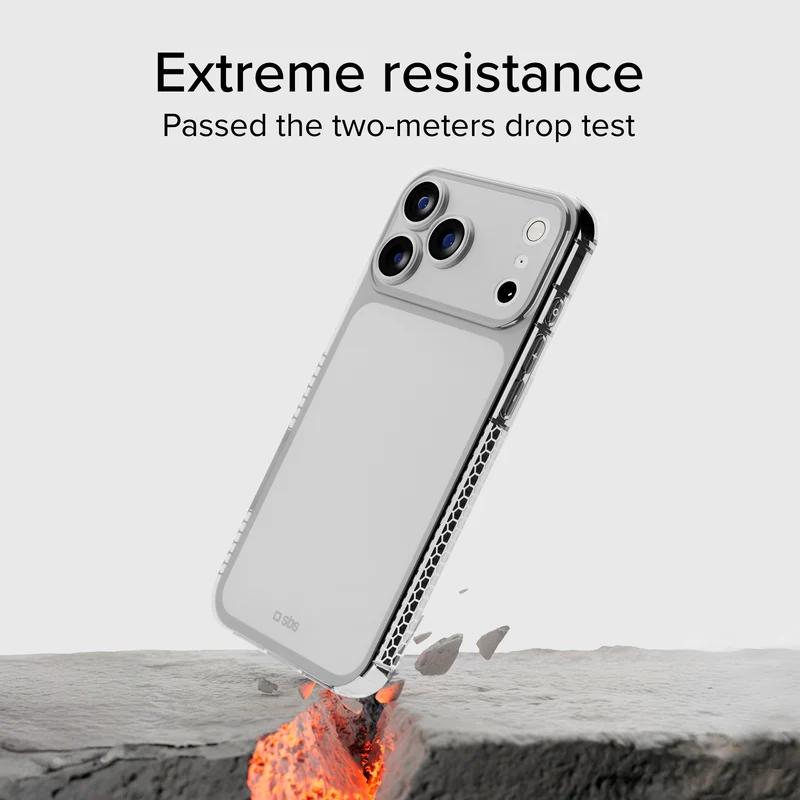 Ein Smartphone in einer Schutzhülle trifft hart auf felsigen Boden auf, mit glühender Hitze darunter.