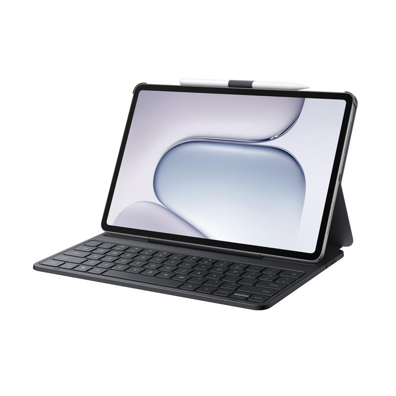 Siyah arka planda uyumlu bir klavye kılıfında kalemli gri bir tablet.