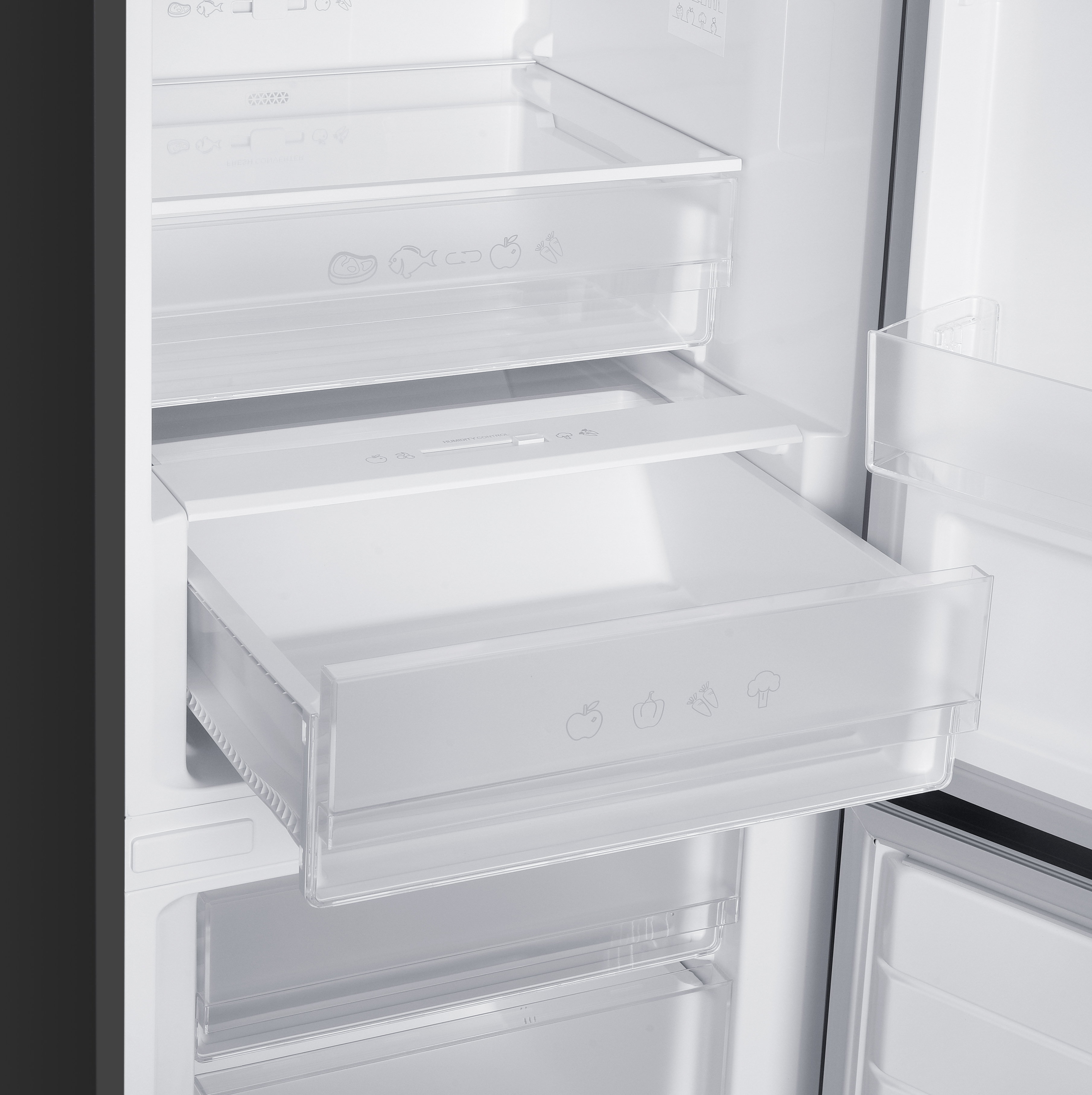 Chłodziarko-zamrażarka KOENIC 681-1 A NF IN 205cm Total No Frost Fresh Converter Inox