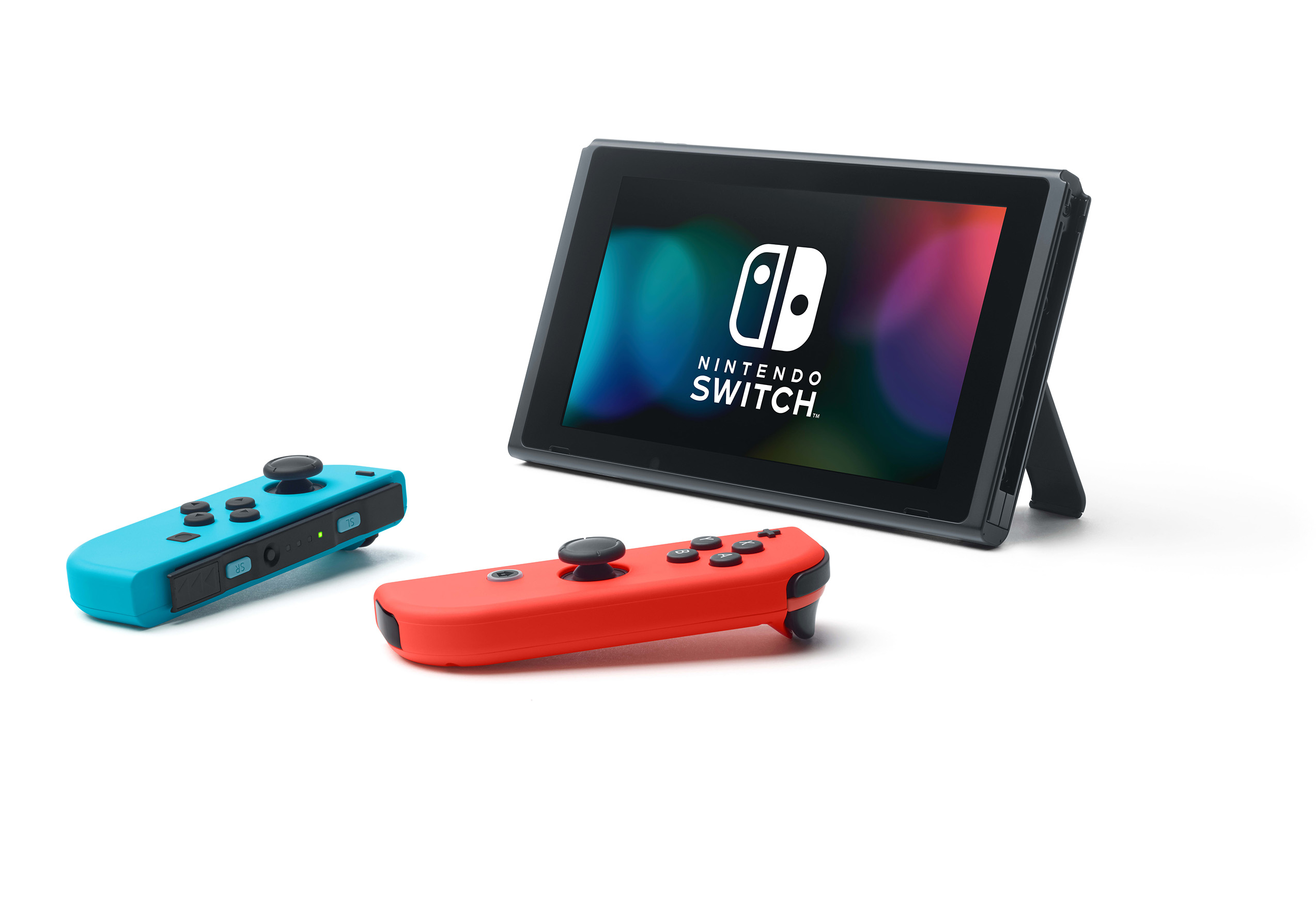 Nintendo Switch Konsole mit einem blauen und einem roten Joy-Con Controller auf weißem Hintergrund.