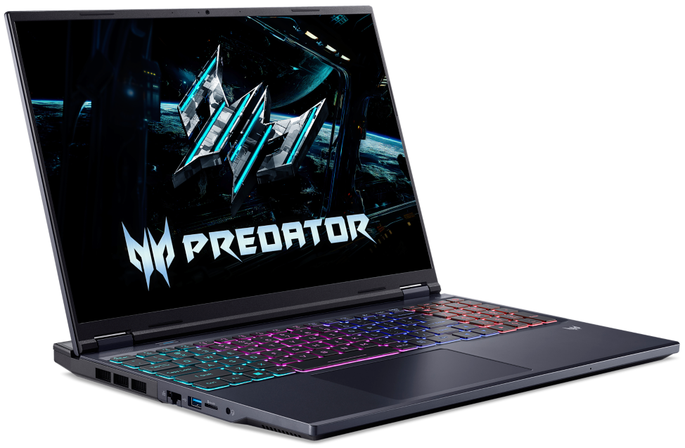 Egy Acer Predator gamer laptop megvilágított billentyűzettel és logóval a képernyőn.