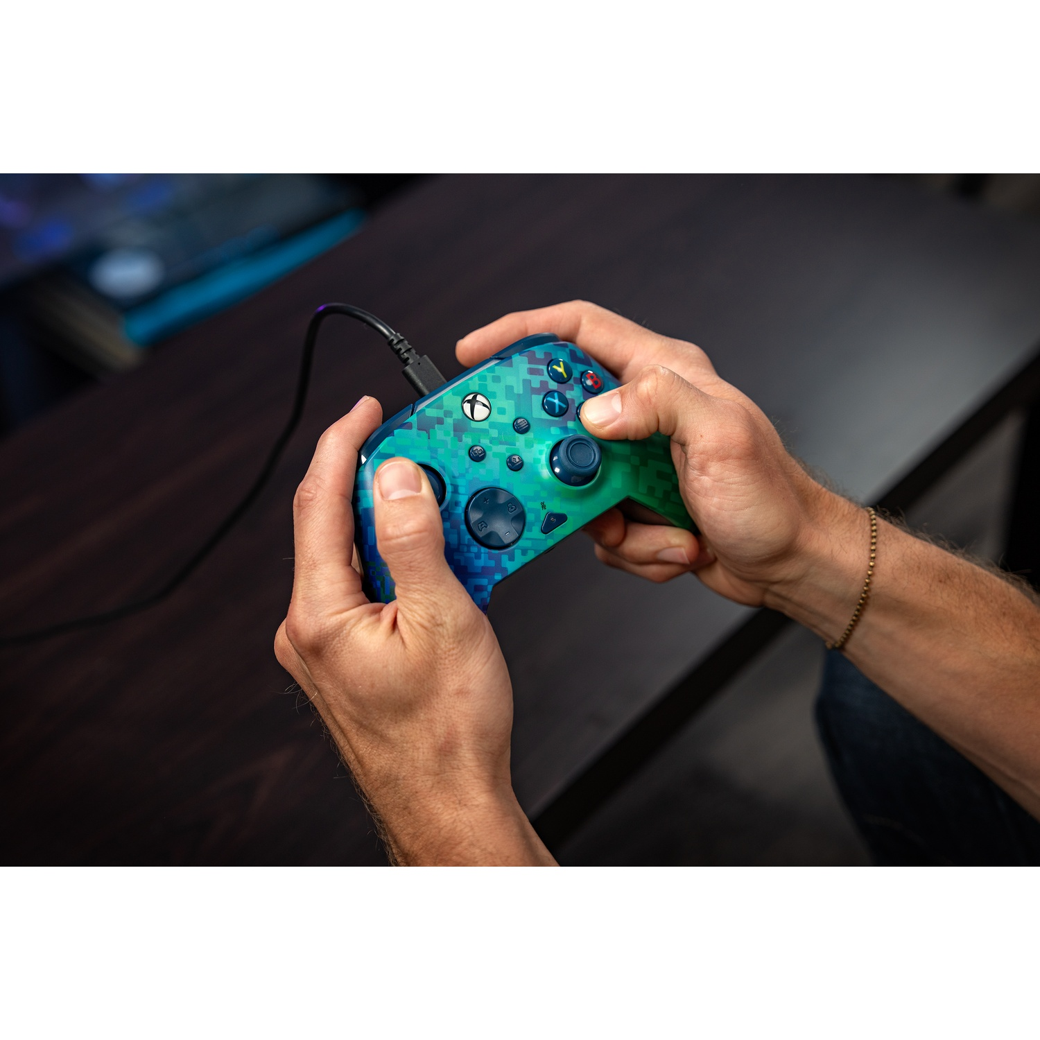 TURTLE BEACH Manette filaire avancée Rematch – Glitch Green (Xbox Series)