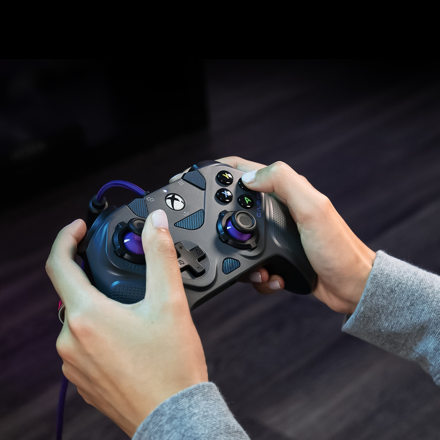 TURTLE BEACH Manette filaire Victrix Gambit Prime – Gris (Xbox Series X, S, One, PC)
