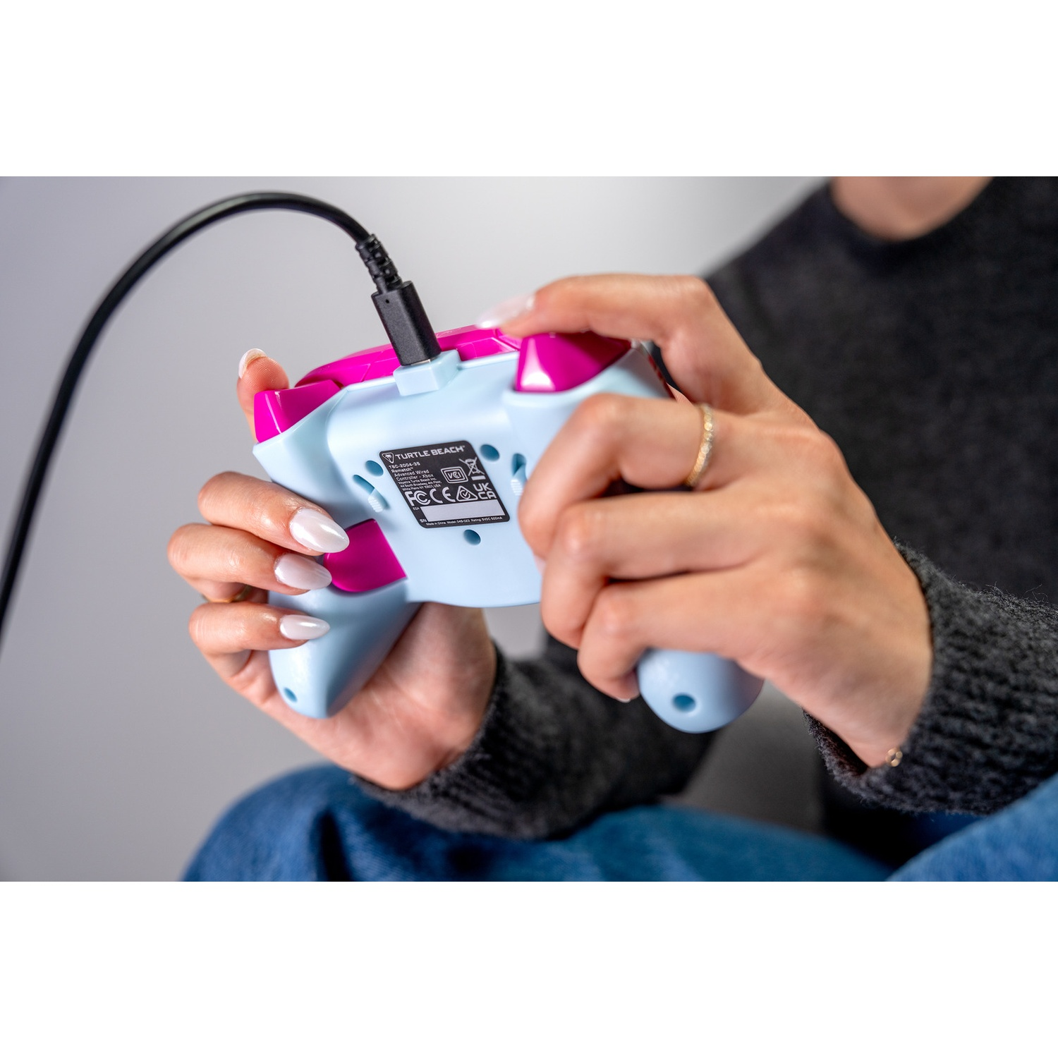 TURTLE BEACH Manette filaire avancée Rematch – Android Dream (Xbox Series)