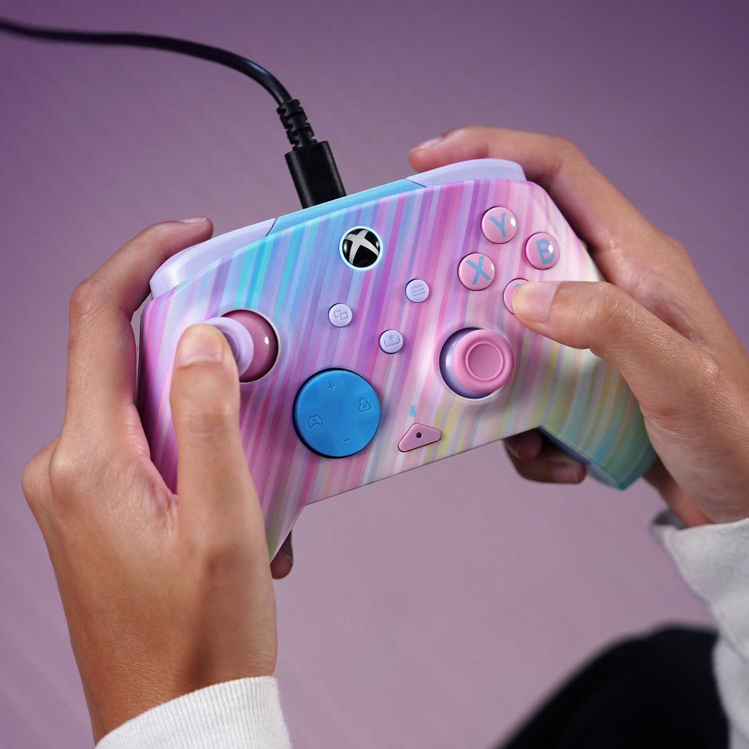 TURTLE BEACH Manette filaire avancée Rematch – Cotton Candy (Xbox Series)
