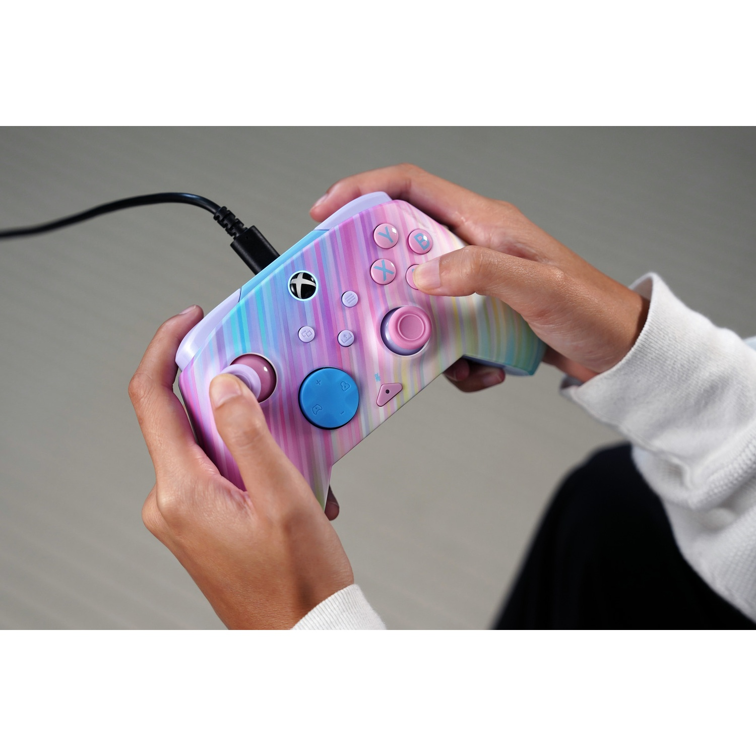 TURTLE BEACH Manette filaire avancée Rematch – Cotton Candy (Xbox Series)