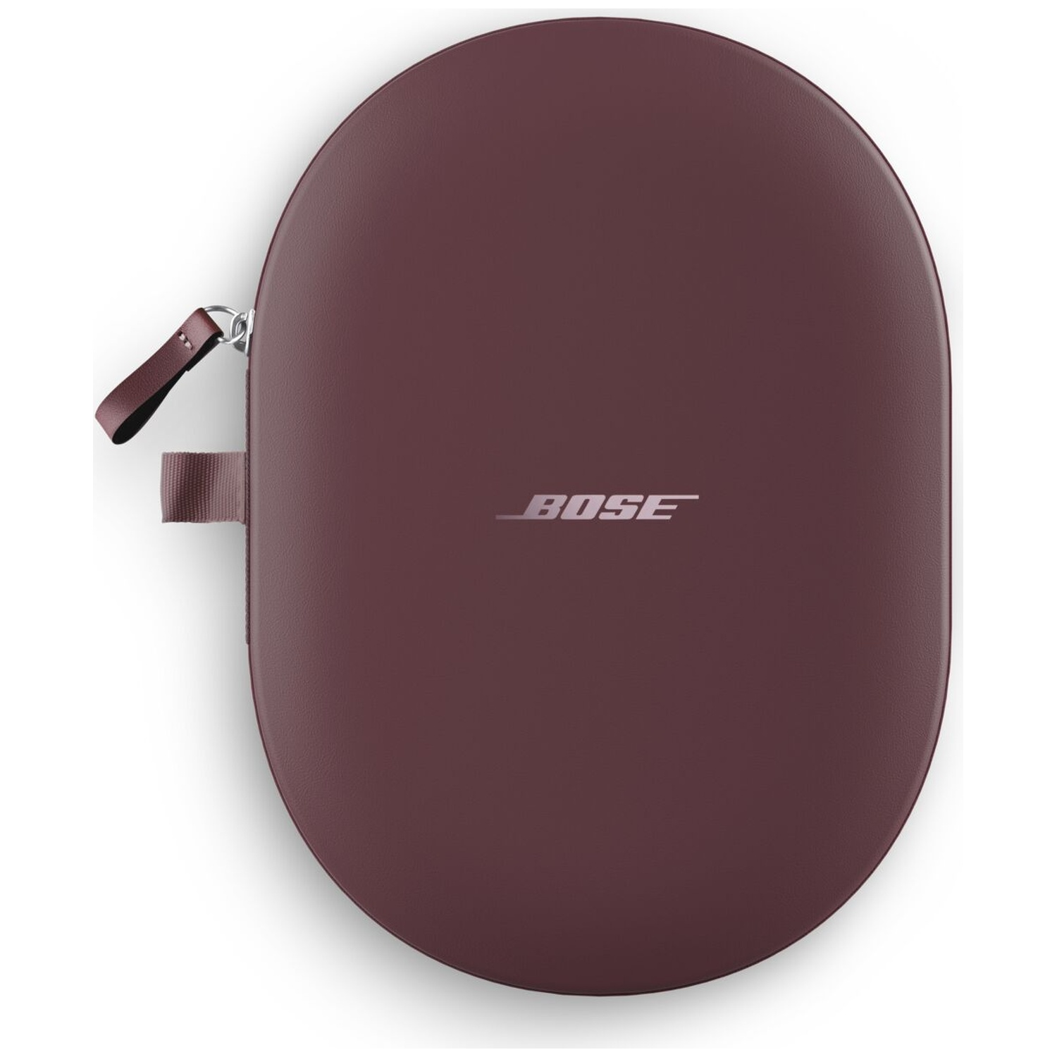 Een gesloten, ovaal donkerrood Bose-koptelefoonhoesje met een wit logo op een witte achtergrond.