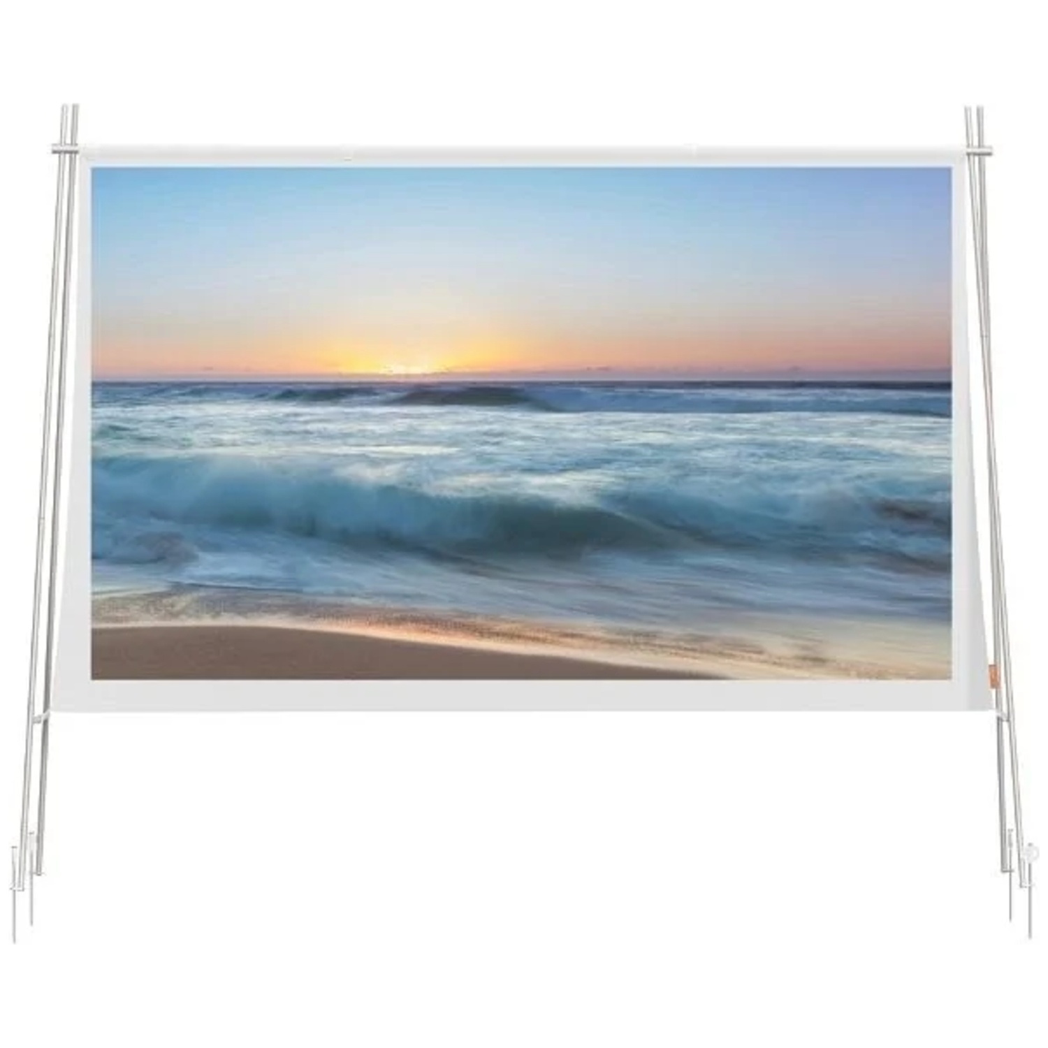 Un écran de projection blanc sur pieds affiche une vague océanique au coucher du soleil.