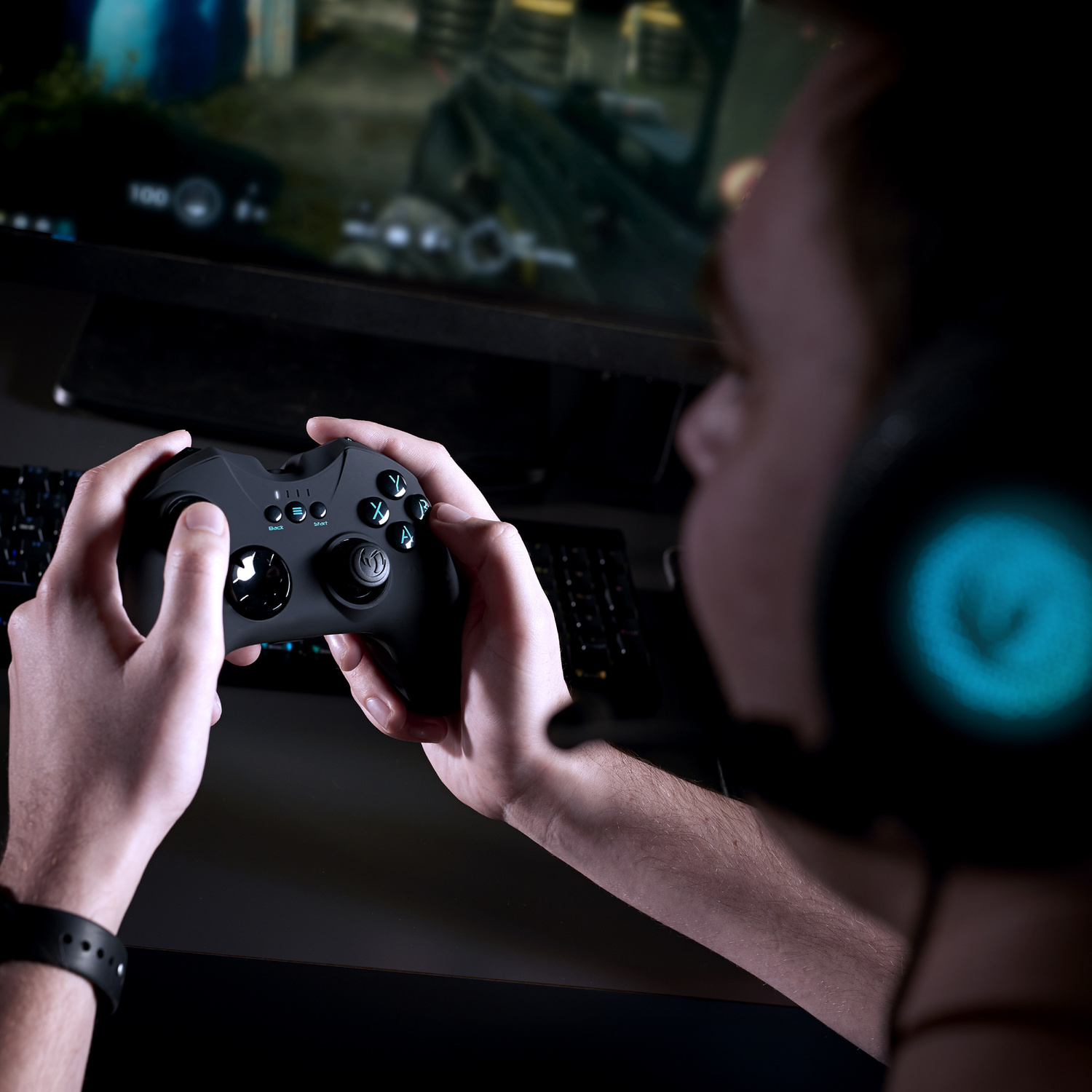 CONTROLLER NACON GAMEPAD GC-200WL 