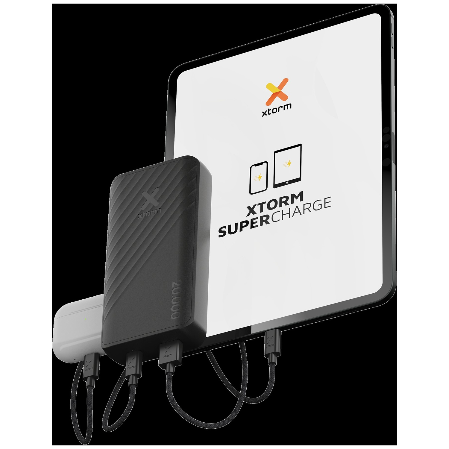 Une batterie externe Xtorm noire connectée à une tablette et chargeant des appareils avec des câbles sur fond sombre.