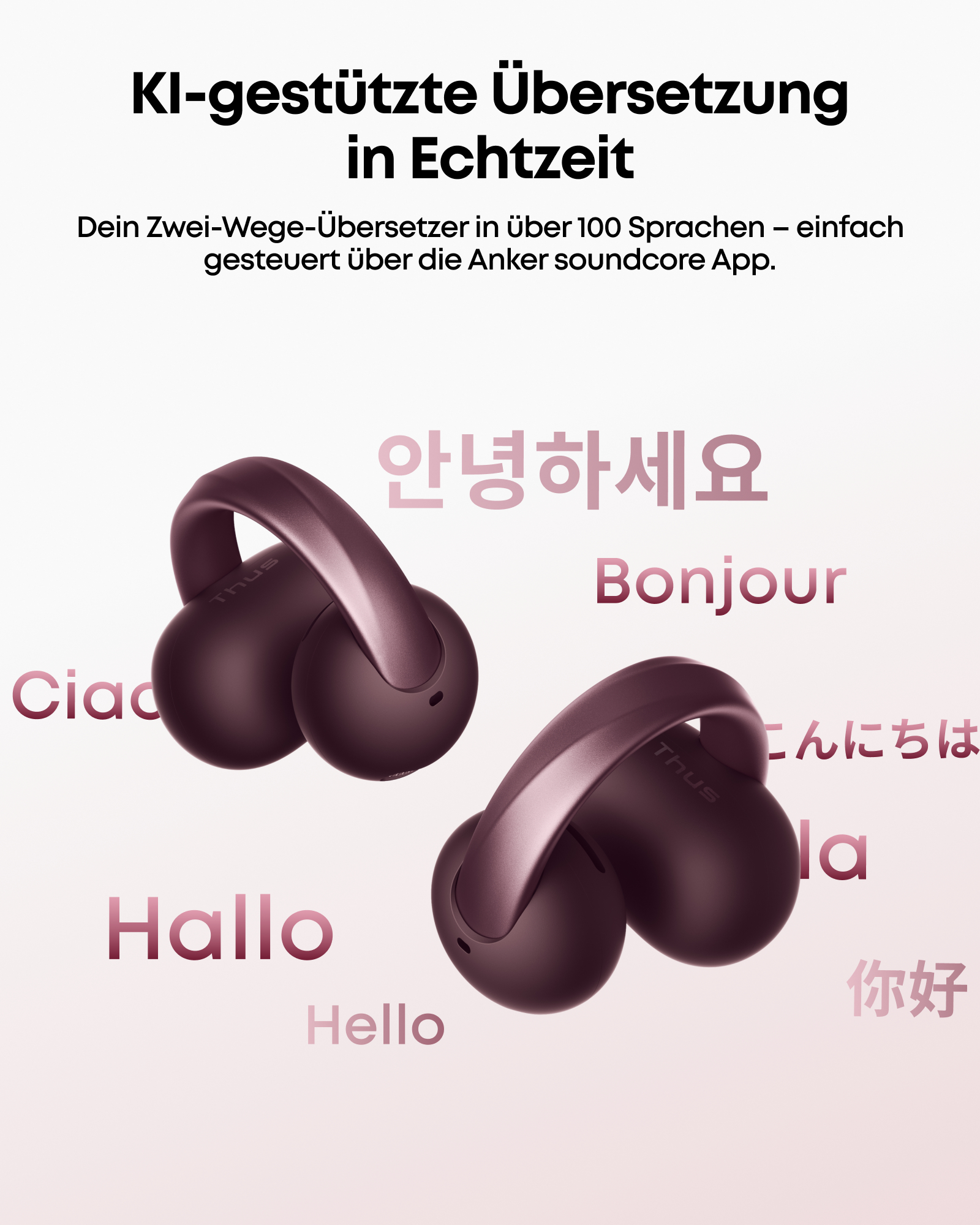 Zwei burgunderrote Kopfhörer schweben vor einem pinken Hintergrund mit mehrsprachigen Begrüßungen.