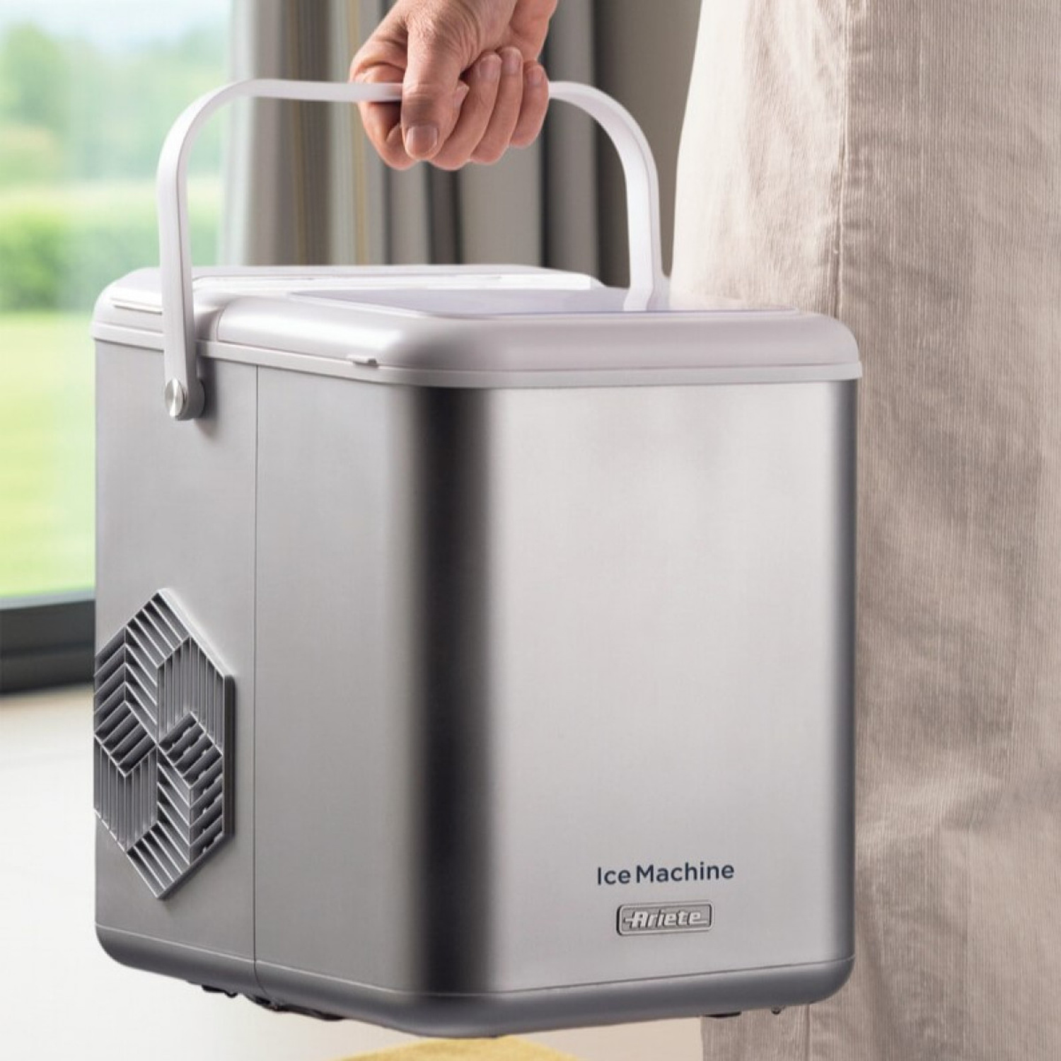 MACCHINA PER IL GHIACCIO  ARIETE ICE MAKER, Potenza massima 170 W, Recipiente da 1,4 l, 1 velocità, Coperchio trasparente, SILVER