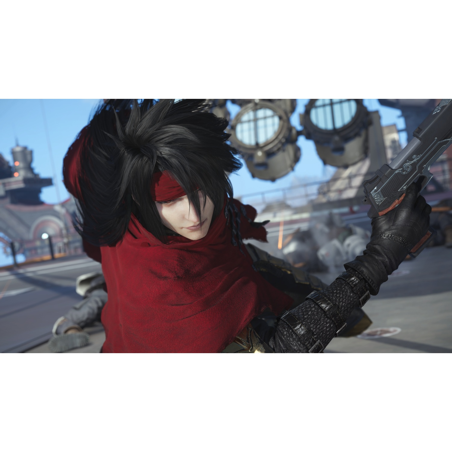Un homme aux cheveux noirs en manteau rouge tient un pistolet devant un décor industriel.