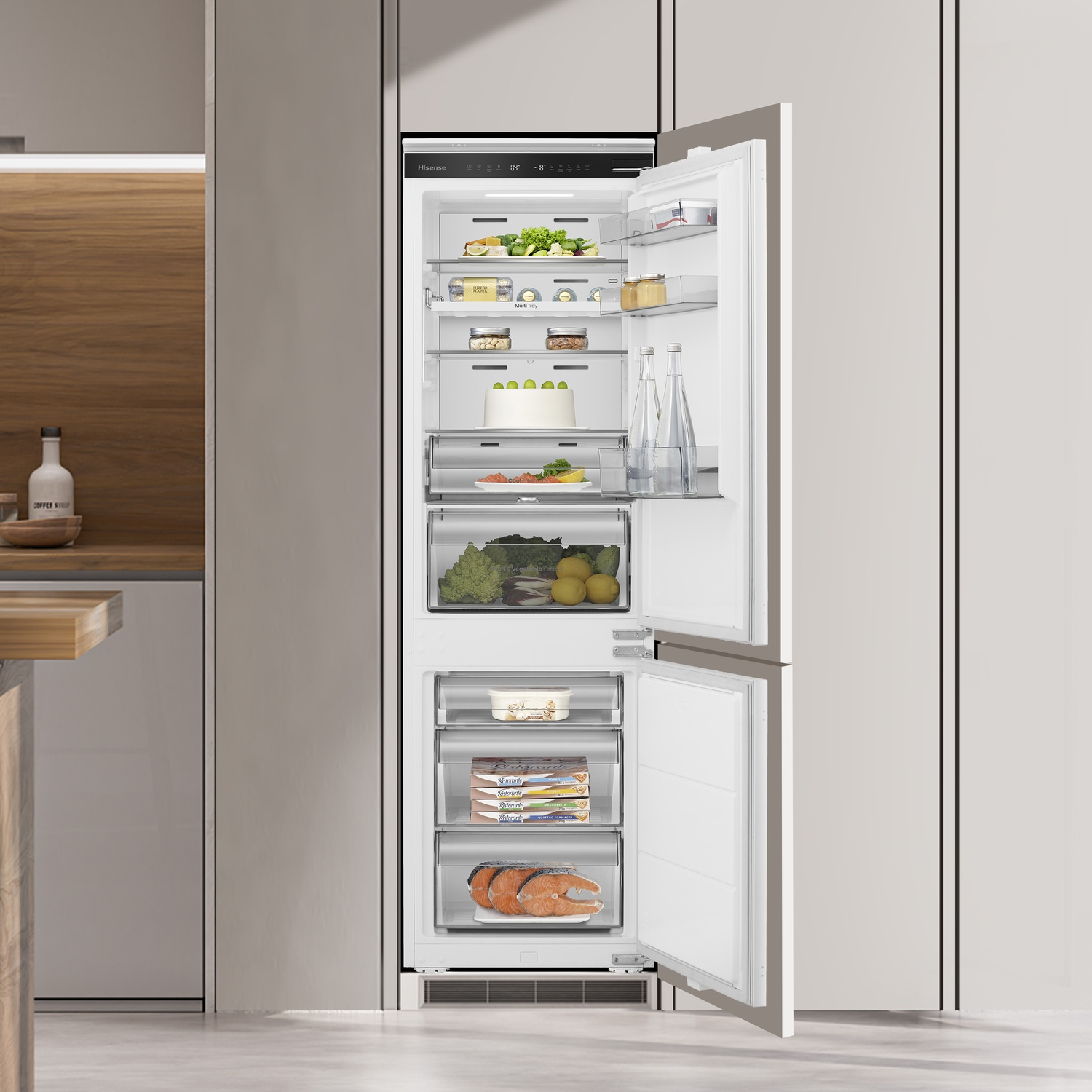 FRIGORIFERO DA INCASSO HISENSE RB3B250SEWE1, Capacità netta totale 252 l, Rumorosità: 35 dB(A), 2 ripiani, Dimensioni: L 54 cm A 177,2 cm P 54,5 cm, Bianco, Classe E
