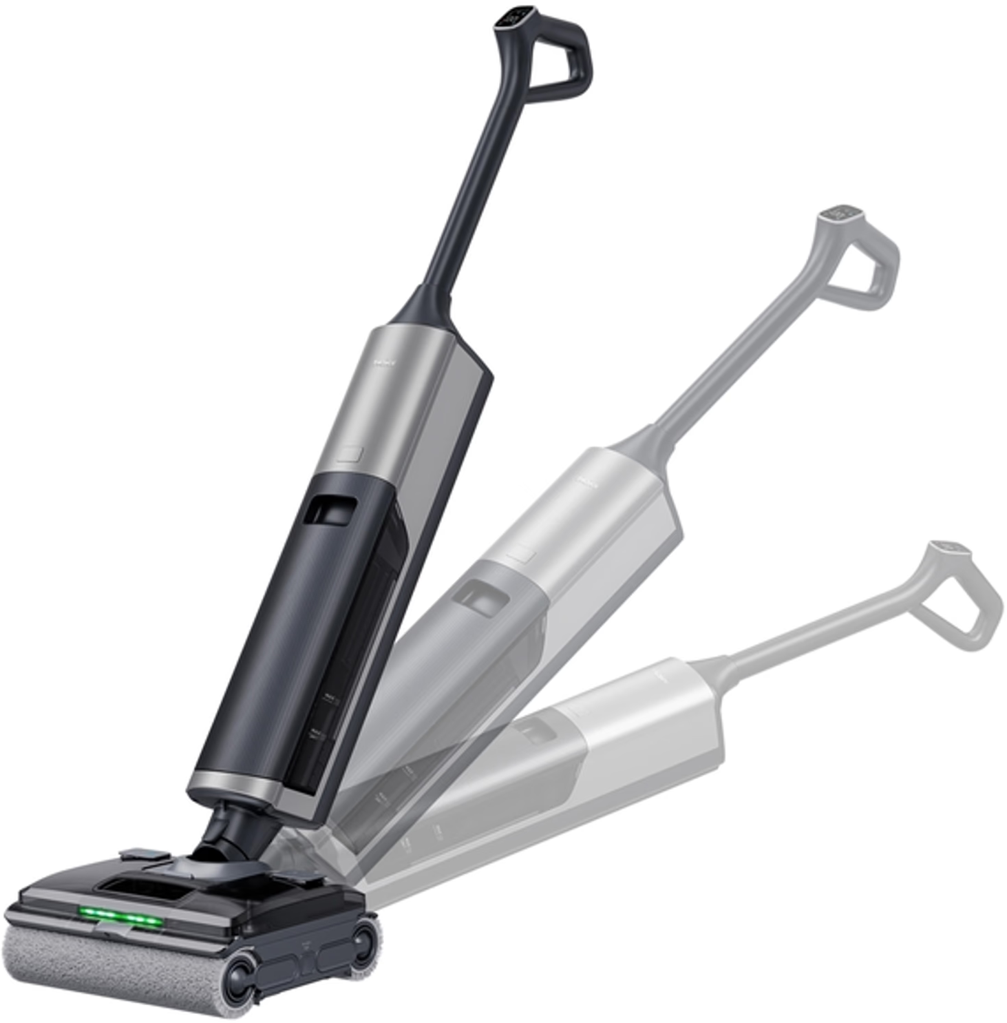 Un aspirateur balai argenté avec une tête de brosse rotative, présenté sous plusieurs angles d'inclinaison.