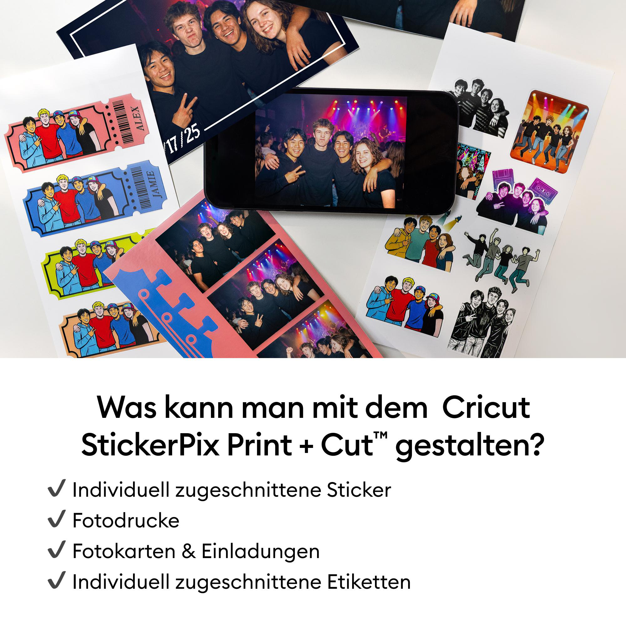 Fotos und Sticker mit vier Freunden auf einem Tisch vor deutschem Text.