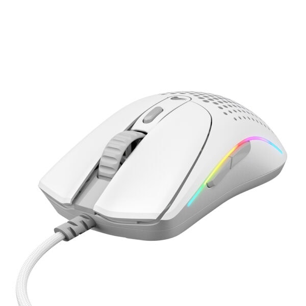 Beyaz arkaplanda RGB aydınlatmalı ve kablolu beyaz bir oyuncu faresi.