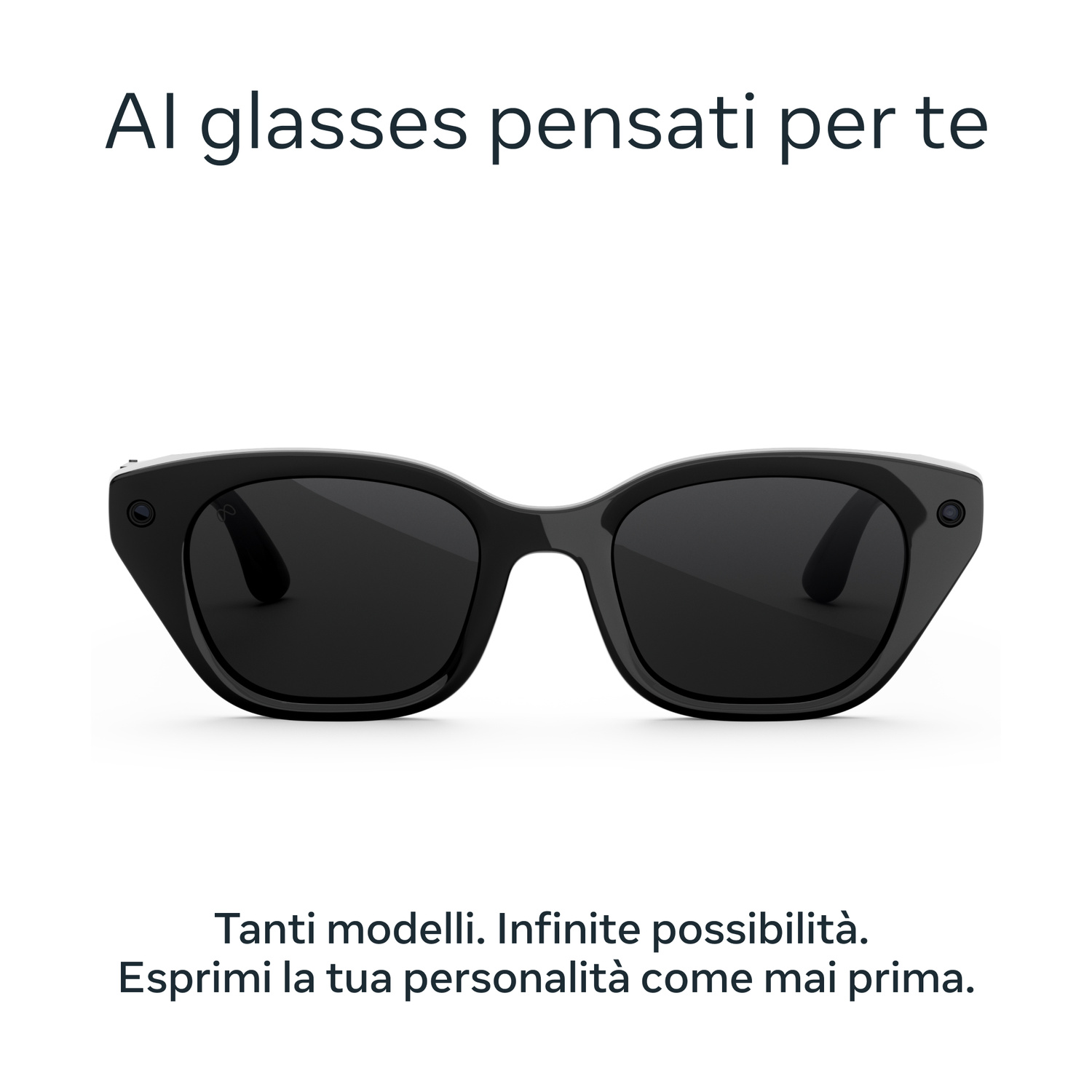 Occhiali da sole IA neri con fotocamere integrate su sfondo bianco e testo promozionale in italiano.