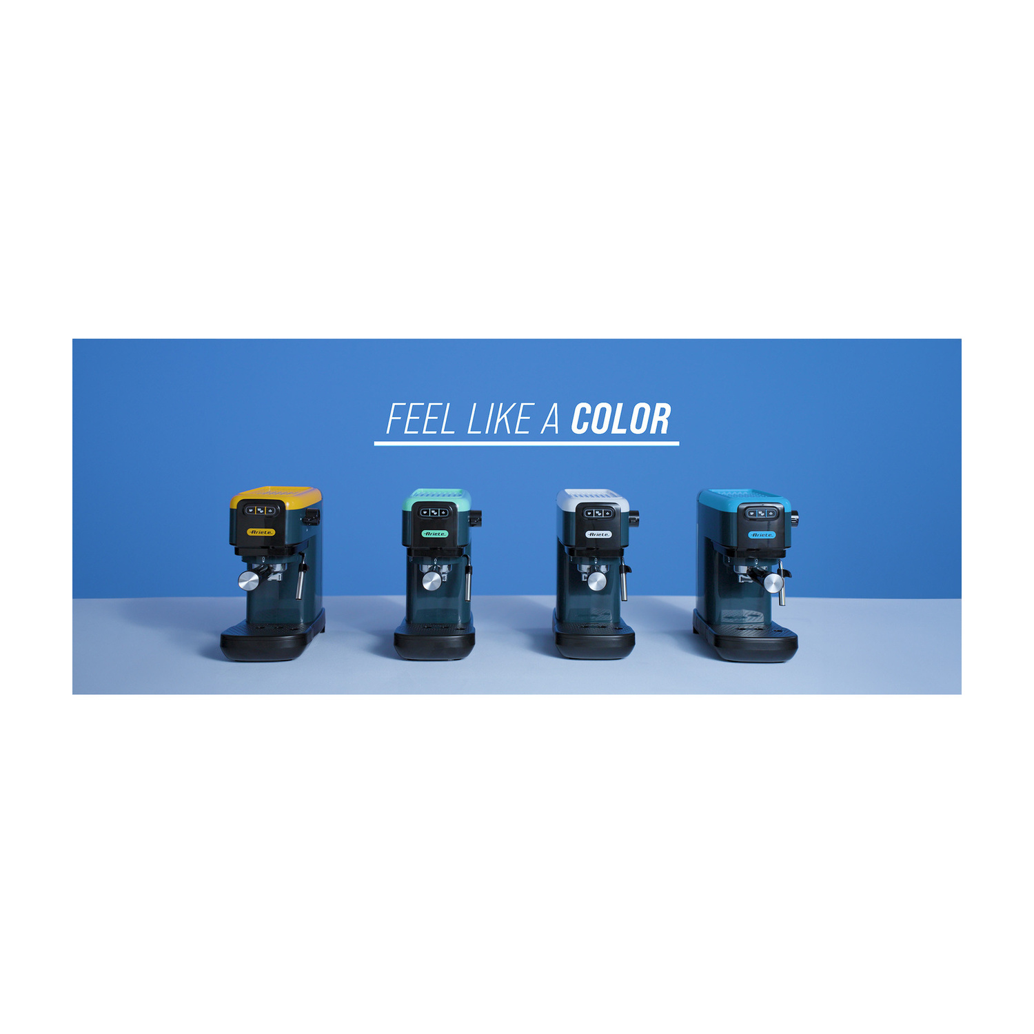 Quattro macchine da caffè colorate allineate su sfondo blu con la scritta 'FEEL LIKE A COLOR'.