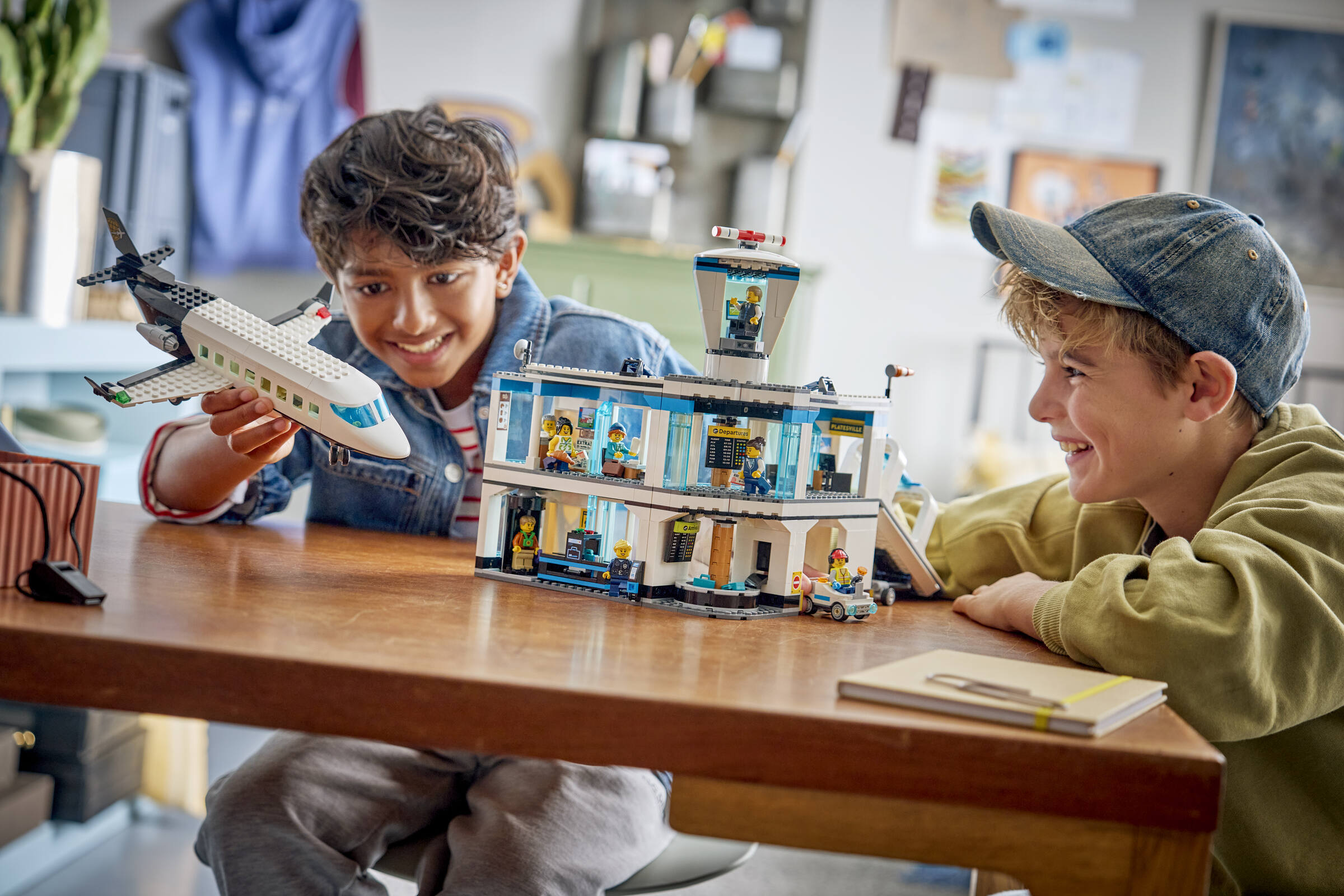 LEGO 60502 CITY FLUGHAFEN MIT FLUGZEUG