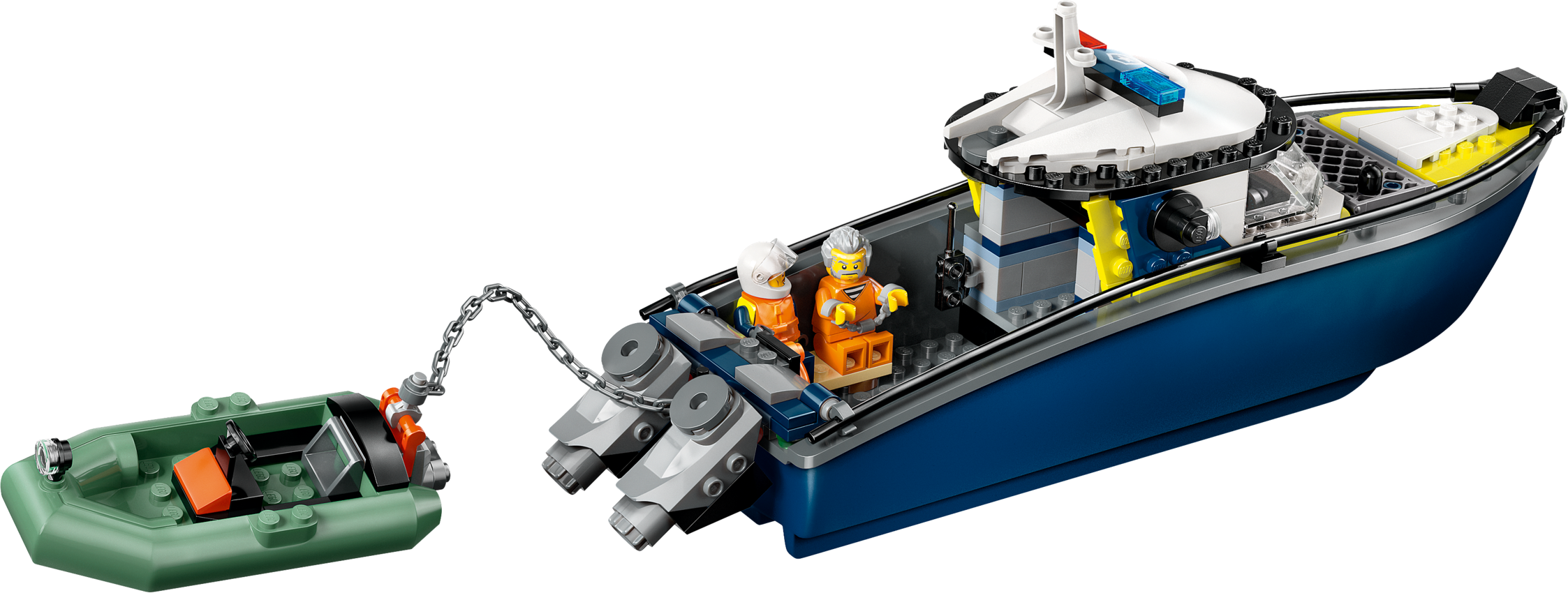 Ein Lego-Polizeiboot zieht ein kleines grünes Beiboot, während Figuren an Bord sind.