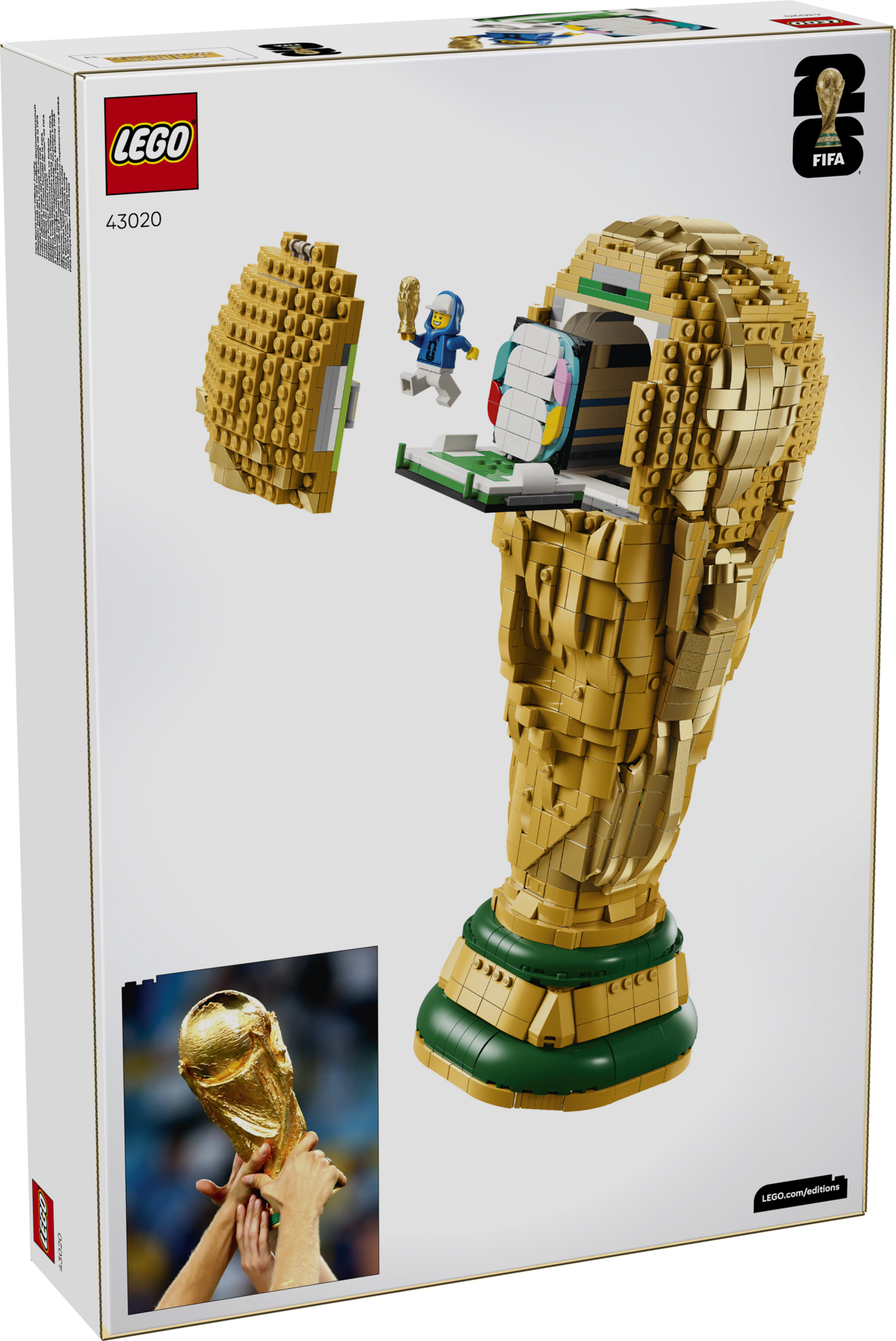 Lego-Karton mit einem baubaren goldenen FIFA-WM-Pokal, der sich öffnet und eine Minifigur zeigt.