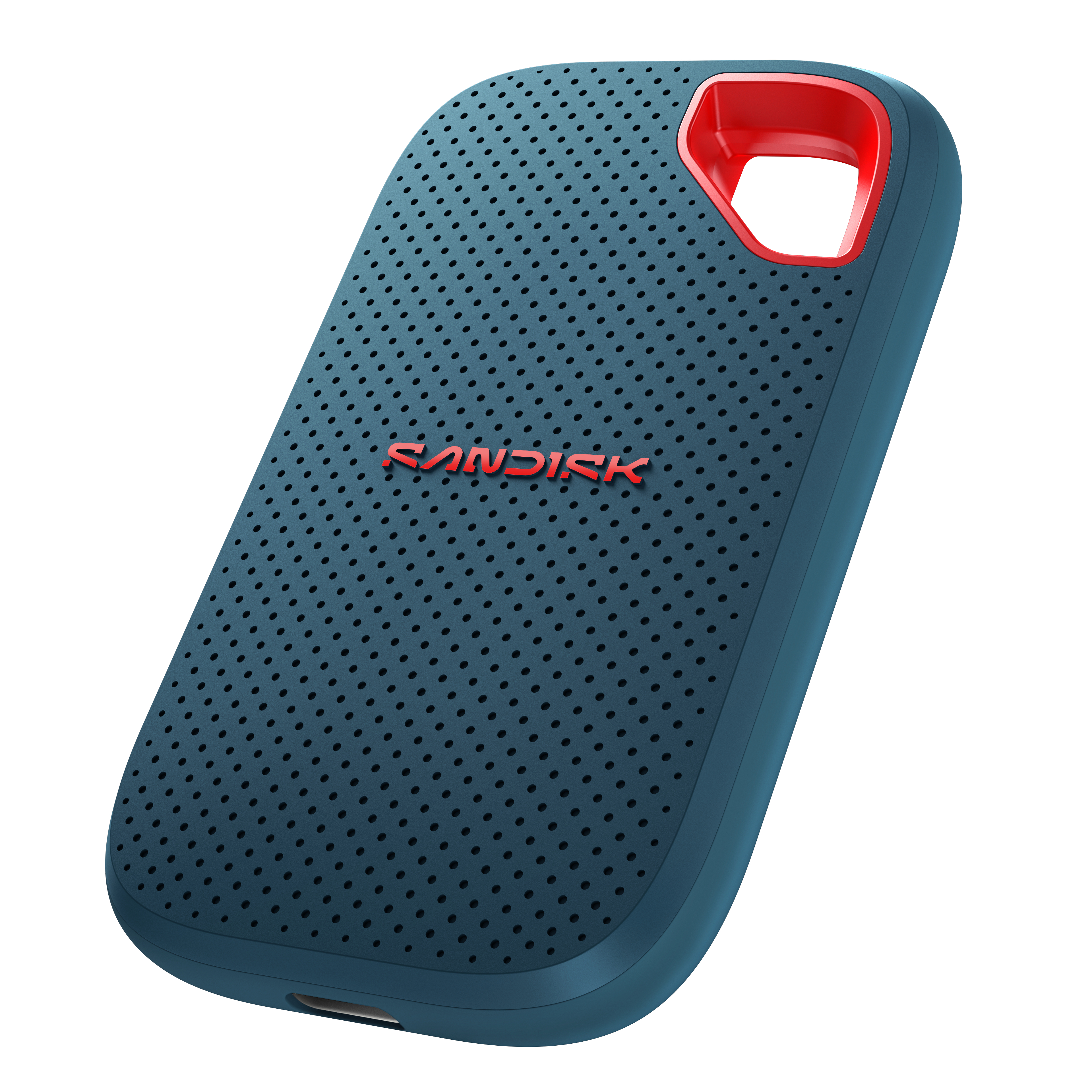 Blaue SanDisk SSD mit perforierter Oberfläche und roter Karabineröse auf weißem Hintergrund.