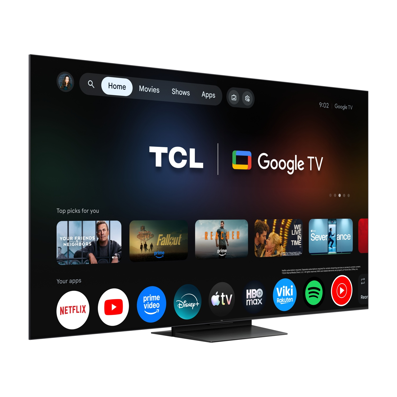 Una TV TCL Google mostra la schermata iniziale con app di streaming come Netflix e Prime Video.