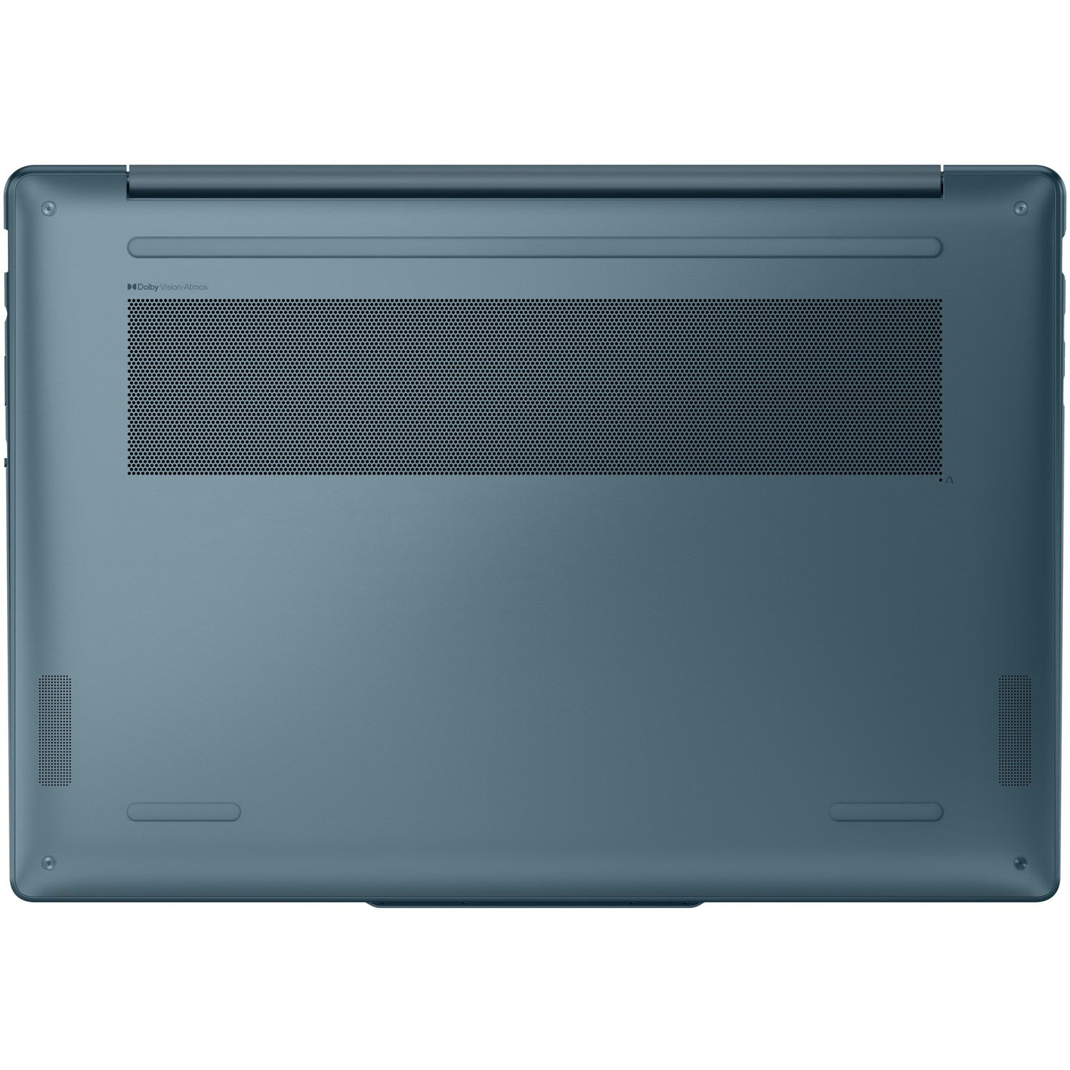 De onderkant van een blauwe laptop met ventilatierooster, rubberen voetjes en Dolby Vision Atmos-logo op een witte achtergrond.