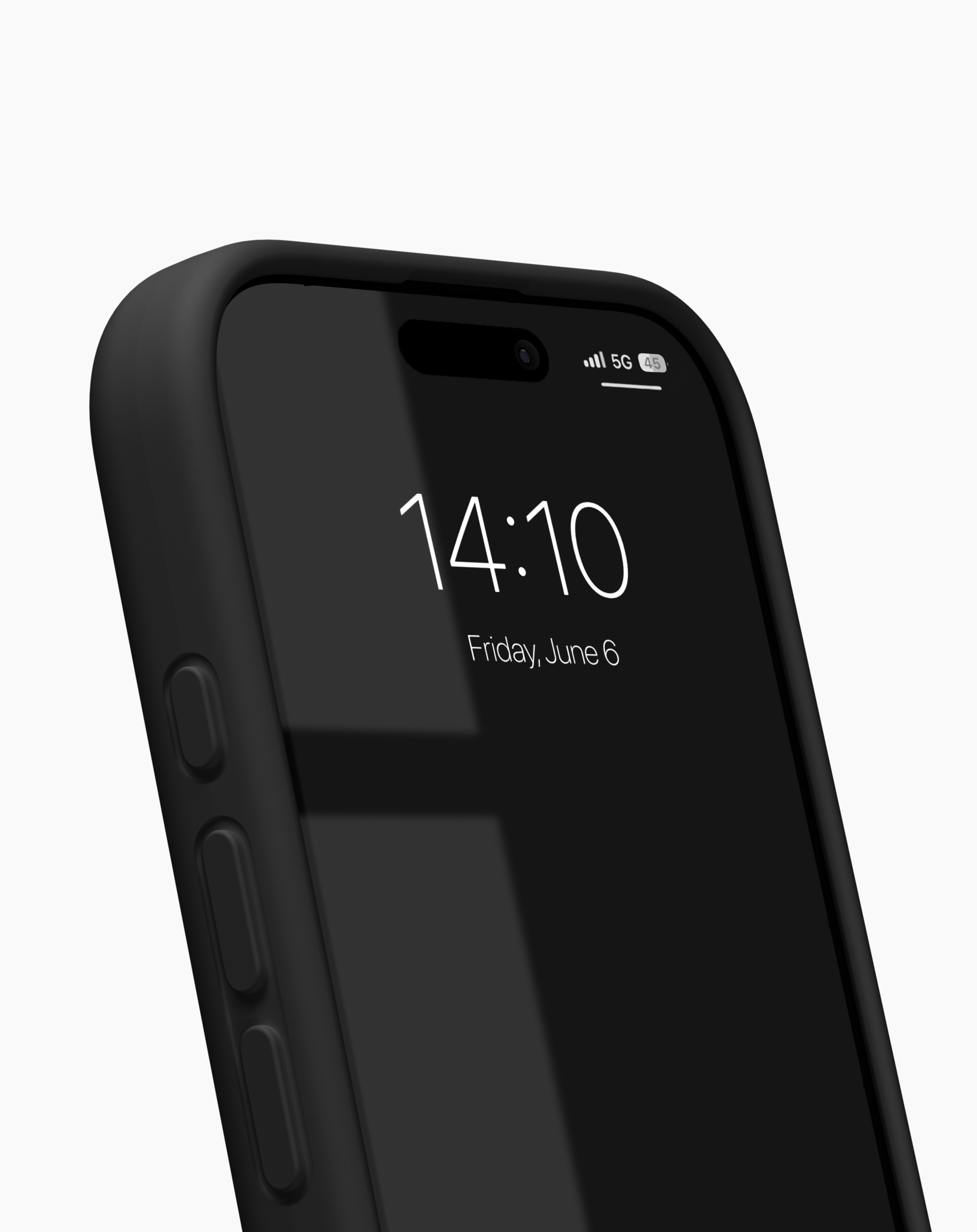 Ein schwarzes Smartphone mit Schutzhülle zeigt das Datum und die Uhrzeit auf dem Bildschirm.