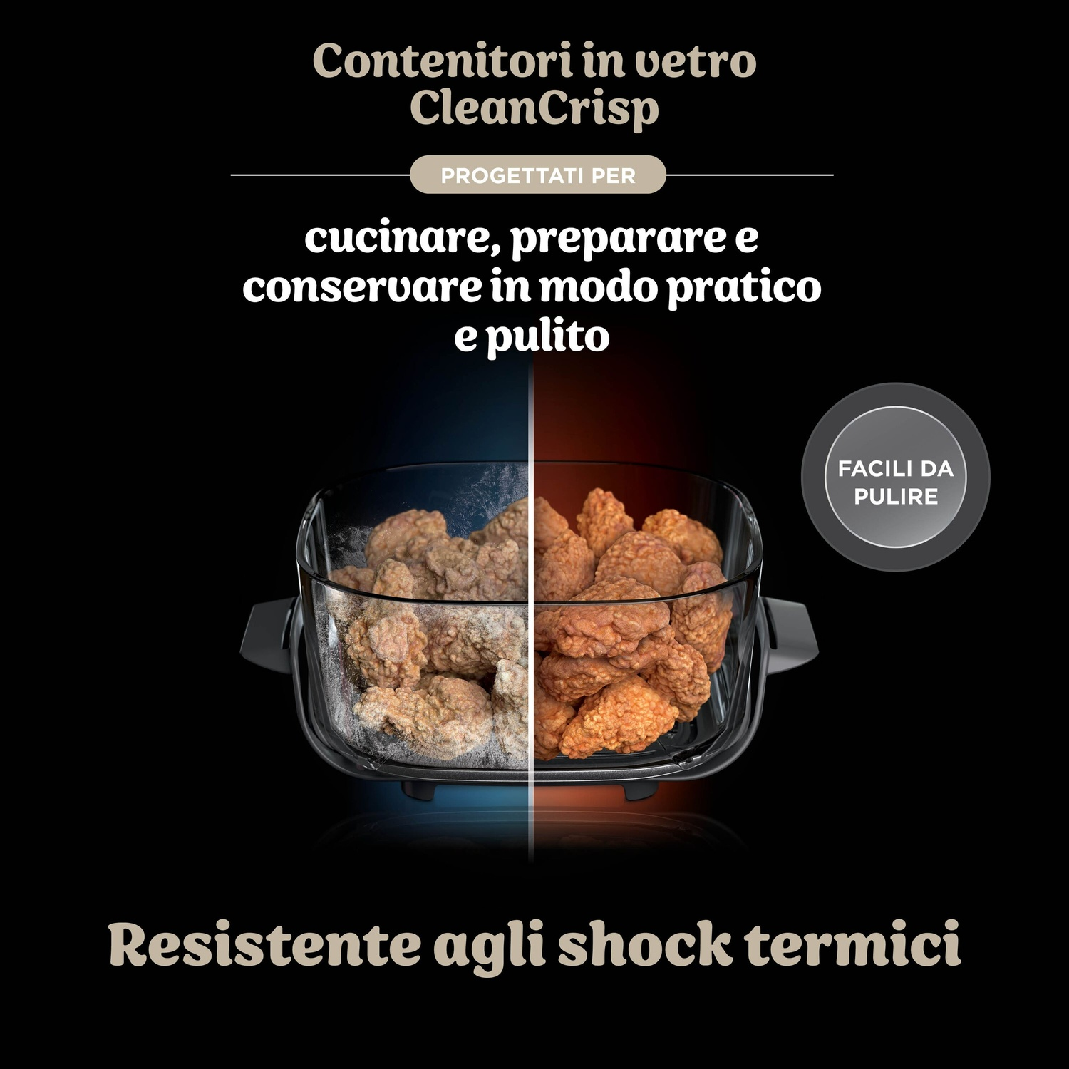 Contenitore in vetro con pollo fritto, diviso verticalmente tra stato freddo e caldo, su sfondo nero.