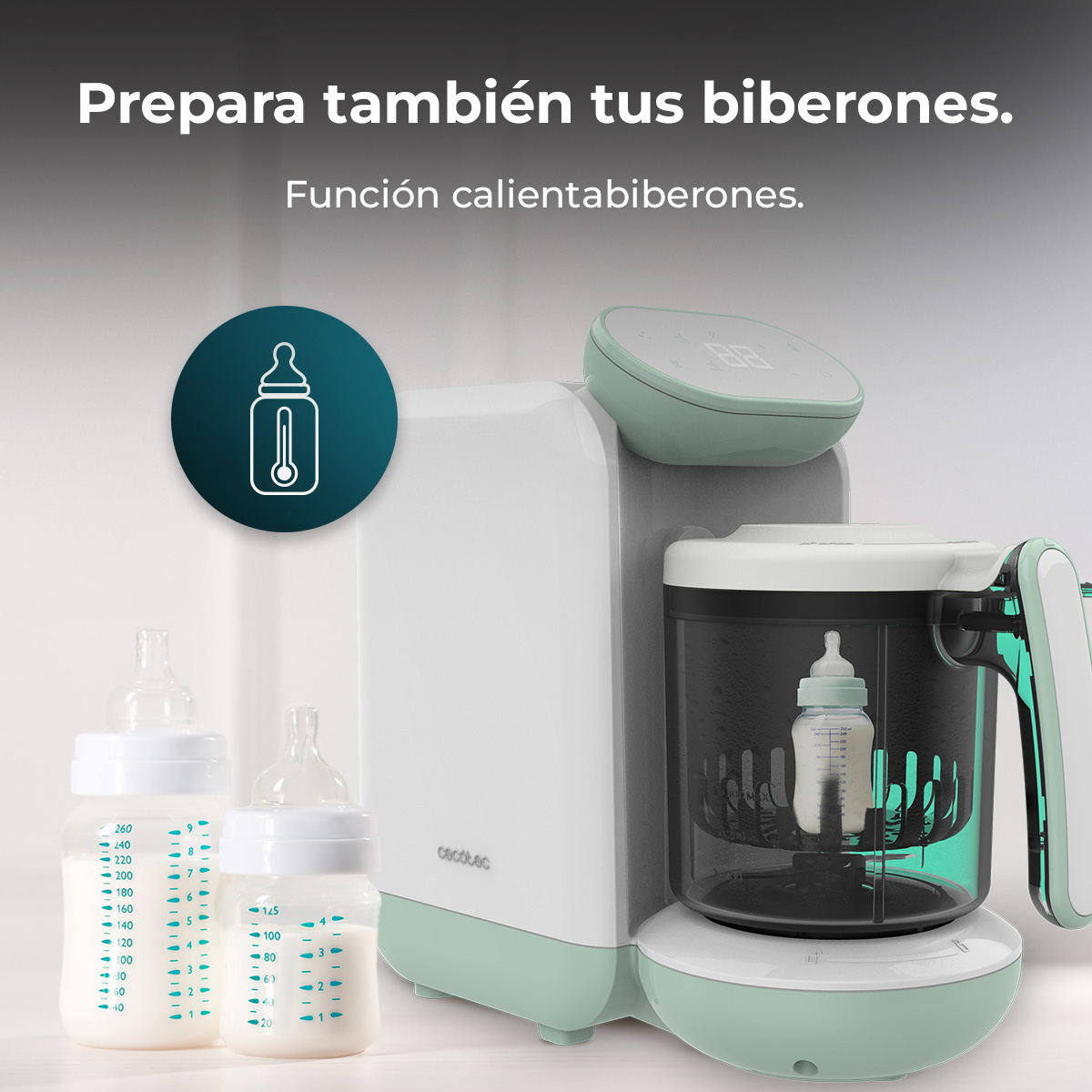 Un calienta biberones blanco y verde sobre una mesa junto a dos biberones llenos.