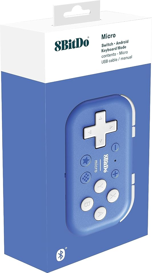 Confezione del gamepad Bluetooth blu 8BitDo Micro con D-pad e pulsanti.