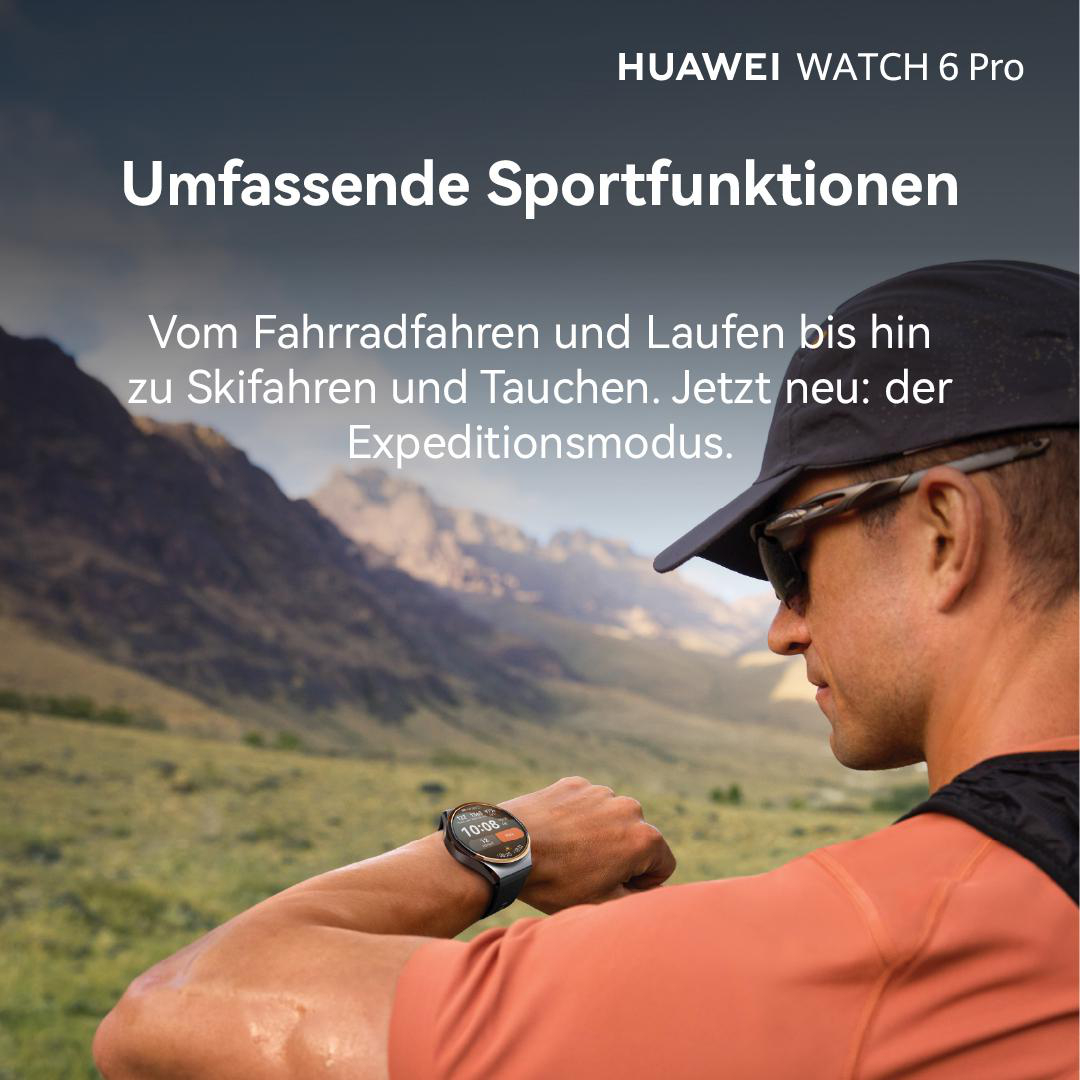 Ein Sportler in den Bergen blickt auf seine Smartwatch, während der Text "Umfassende Sportfunktionen" eingeblendet wird.