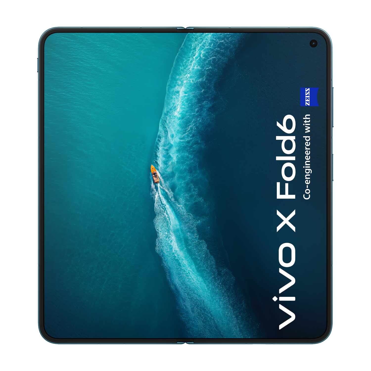 Uno smartphone pieghevole con una vista aerea di una barca in mare e la scritta vivo X Fold6.