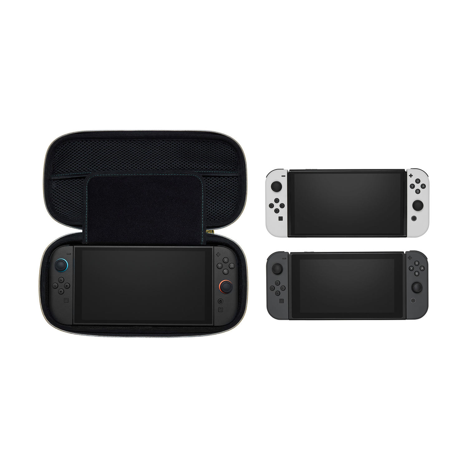 Una custodia nera aperta con una Nintendo Switch, accanto a due console in bianco e nero.