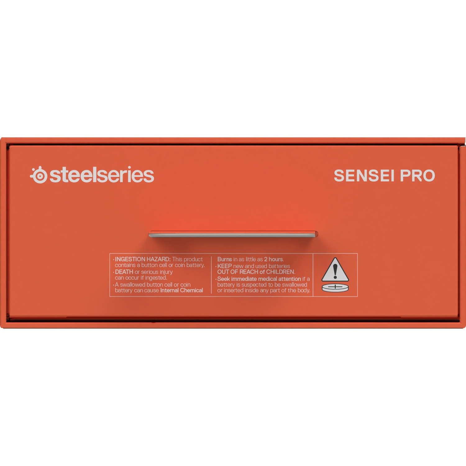 Een helderoranje Steelseries Sensei Pro doos met witte tekst en een waarschuwingslabel over knoopcelbatterijen.