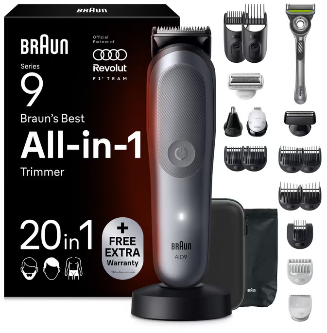 Tondeuse Braun Series 9 All-in-1 en boîte noire avec divers accessoires inclus.