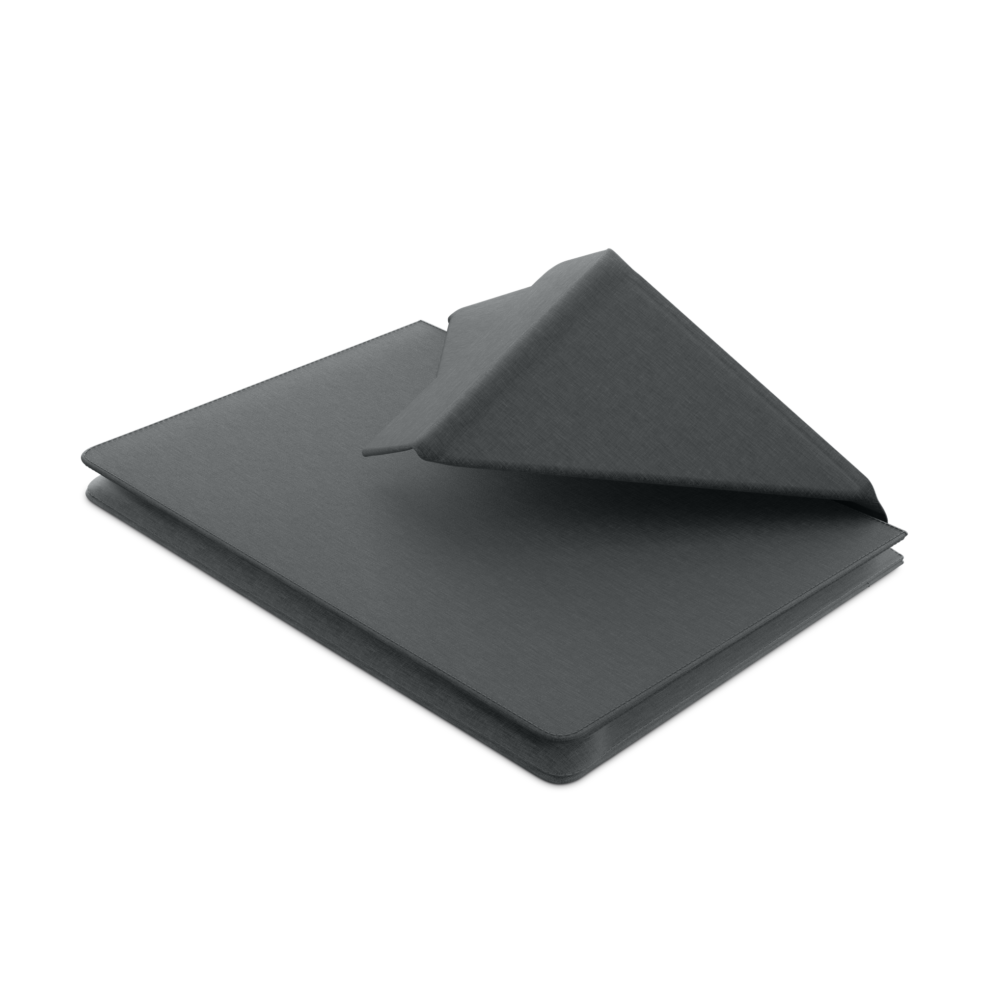Una funda protectora gris oscuro con una cubierta magnética doblada sobre fondo negro.