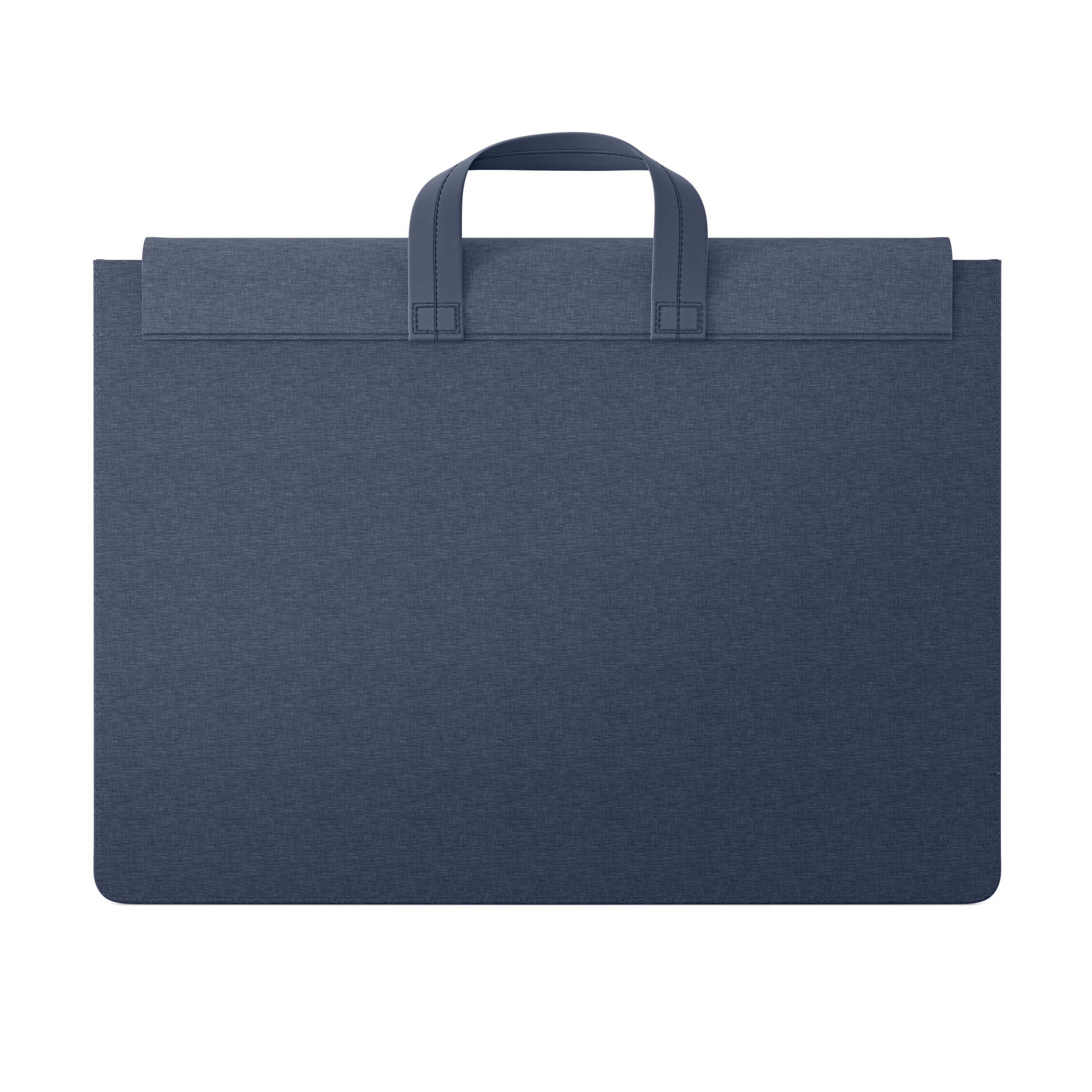Una bolsa azul rectangular con asas de tela sobre un fondo negro.