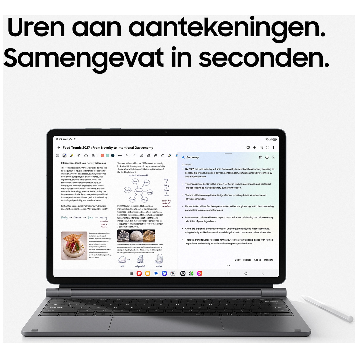 Een tablet in een toetsenbordhoes toont een notitie-app met tekst en schema's, met Nederlandse tekst erboven.