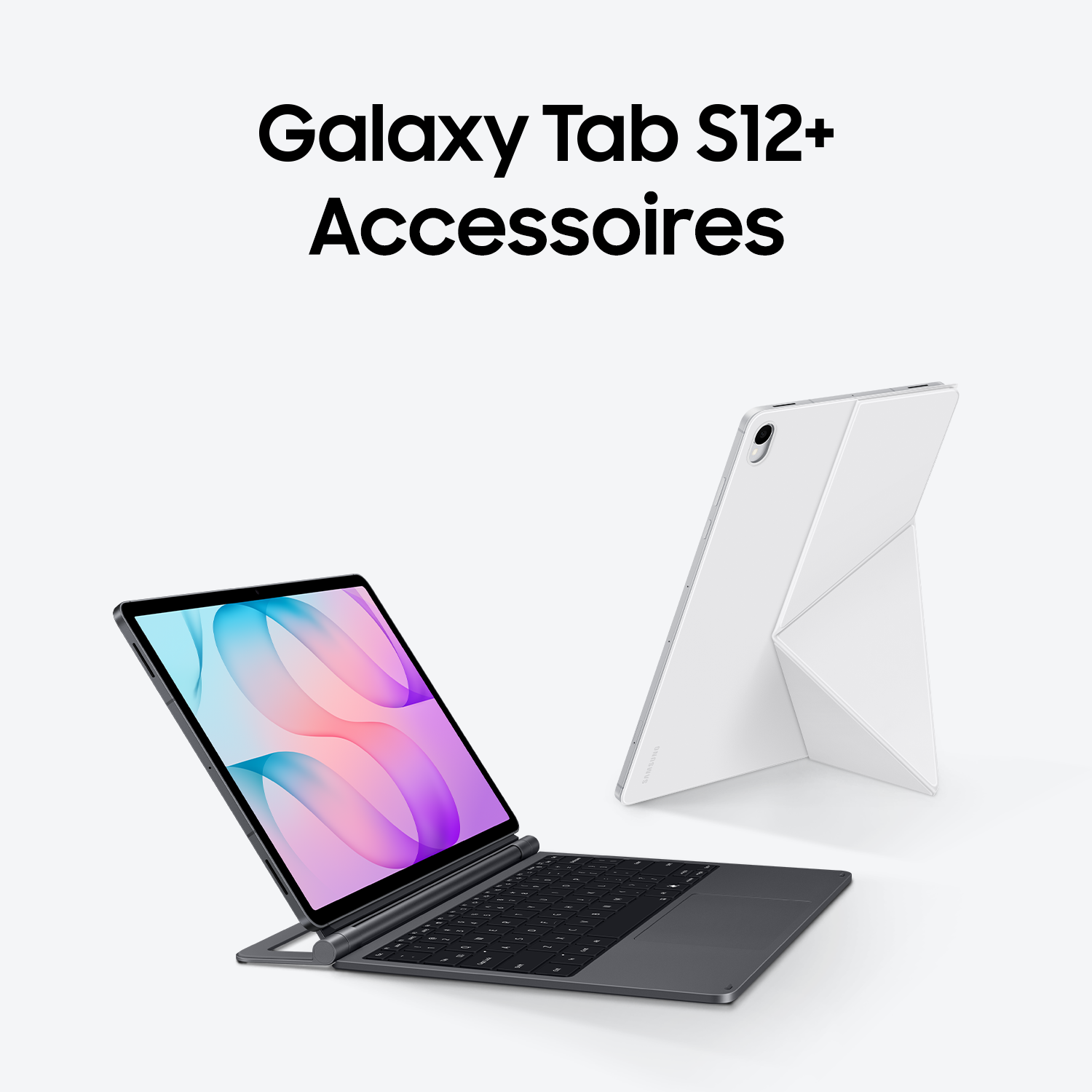 Galaxy Tab S12+ avec clavier et étui de protection blanc sur fond blanc.