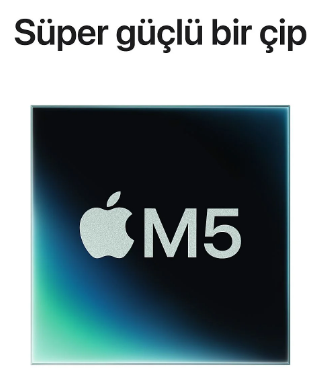 Üzerinde Türkçe metin bulunan bir Apple M5 bilgisayar çipi.