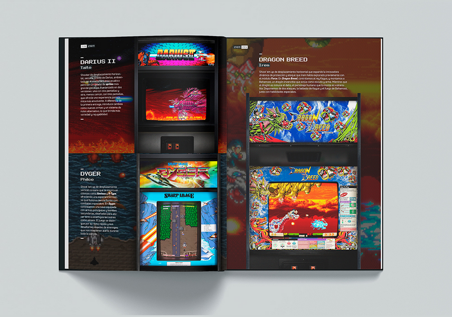 Páginas de un libro abierto muestran juegos arcade retro como Darius II, Dyger y Dragon Breed con descripciones.